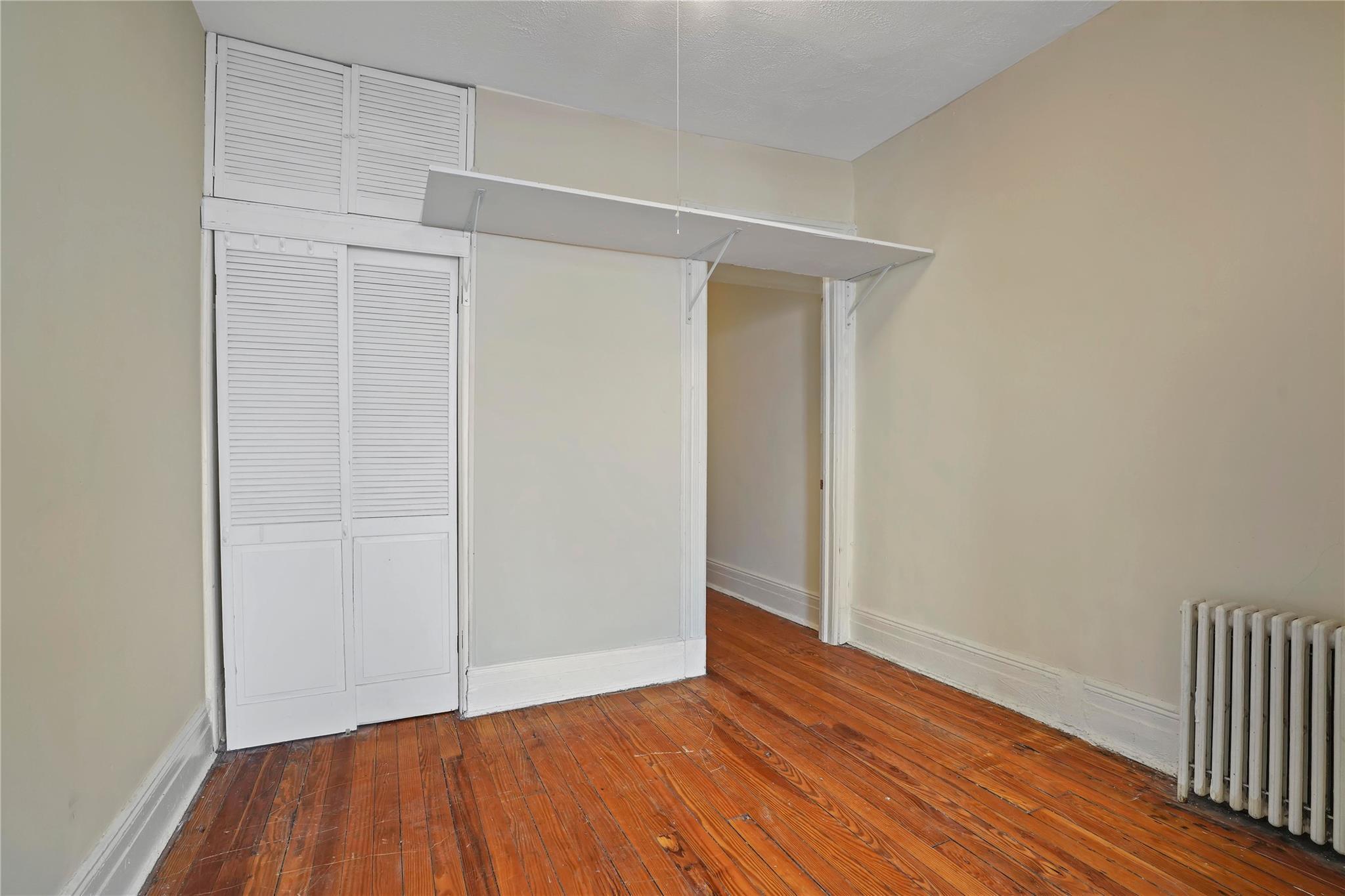 Single Family 55th  Queens, NY 11378, MLS-847961-22