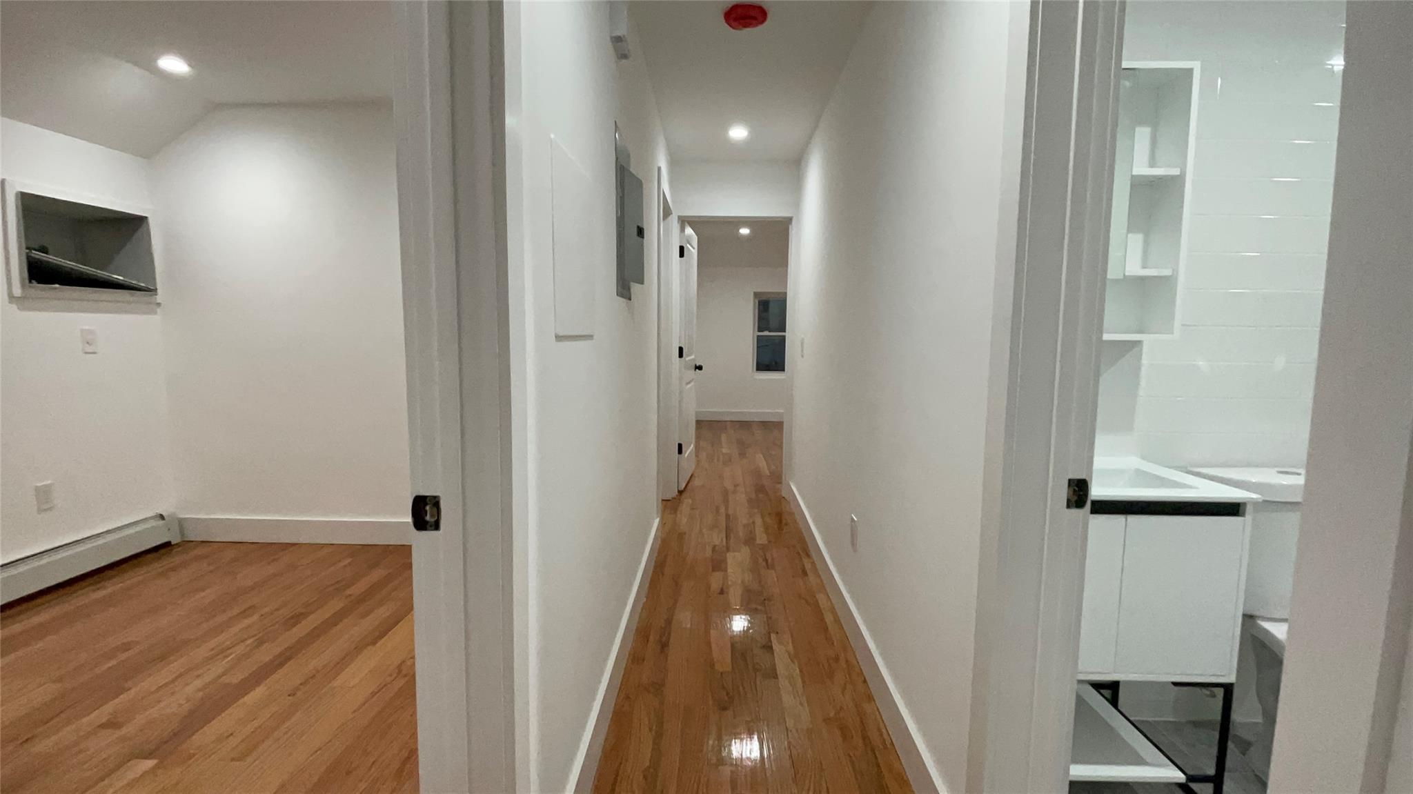 Apartment Hillmeyer  Queens, NY 11692, MLS-847969-4