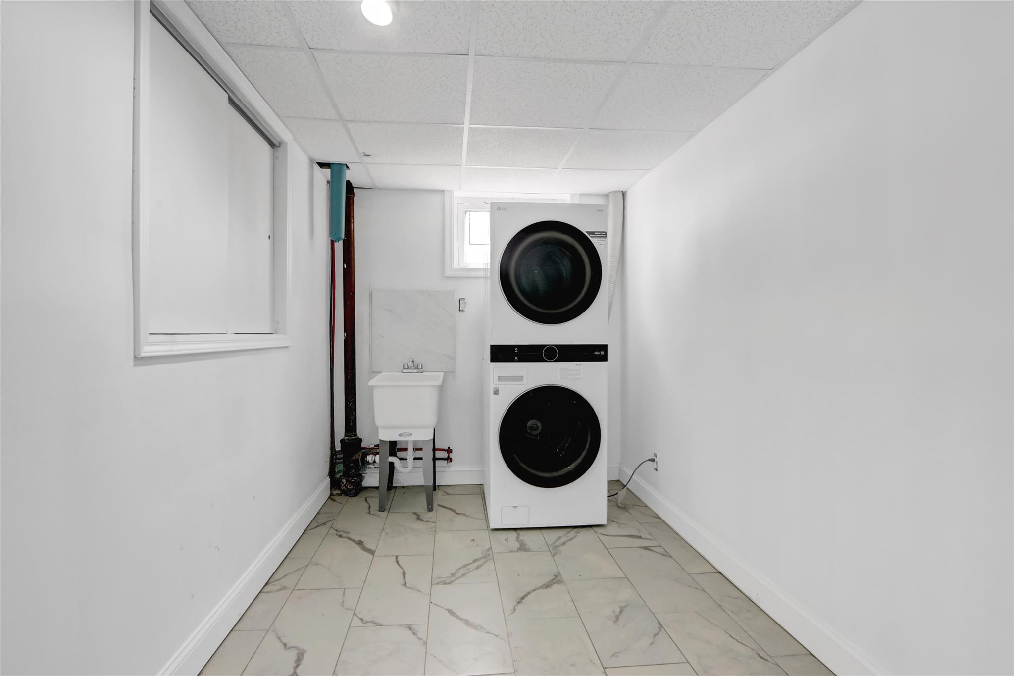 Single Family Glenrich  Suffolk County, NY 11780, MLS-847981-26