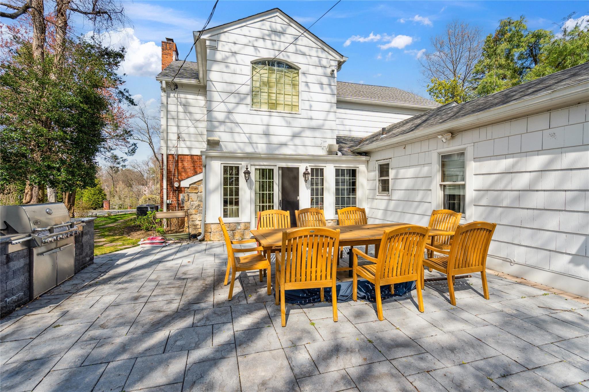 Single Family Wensley  Nassau County, NY 11021, MLS-847987-39