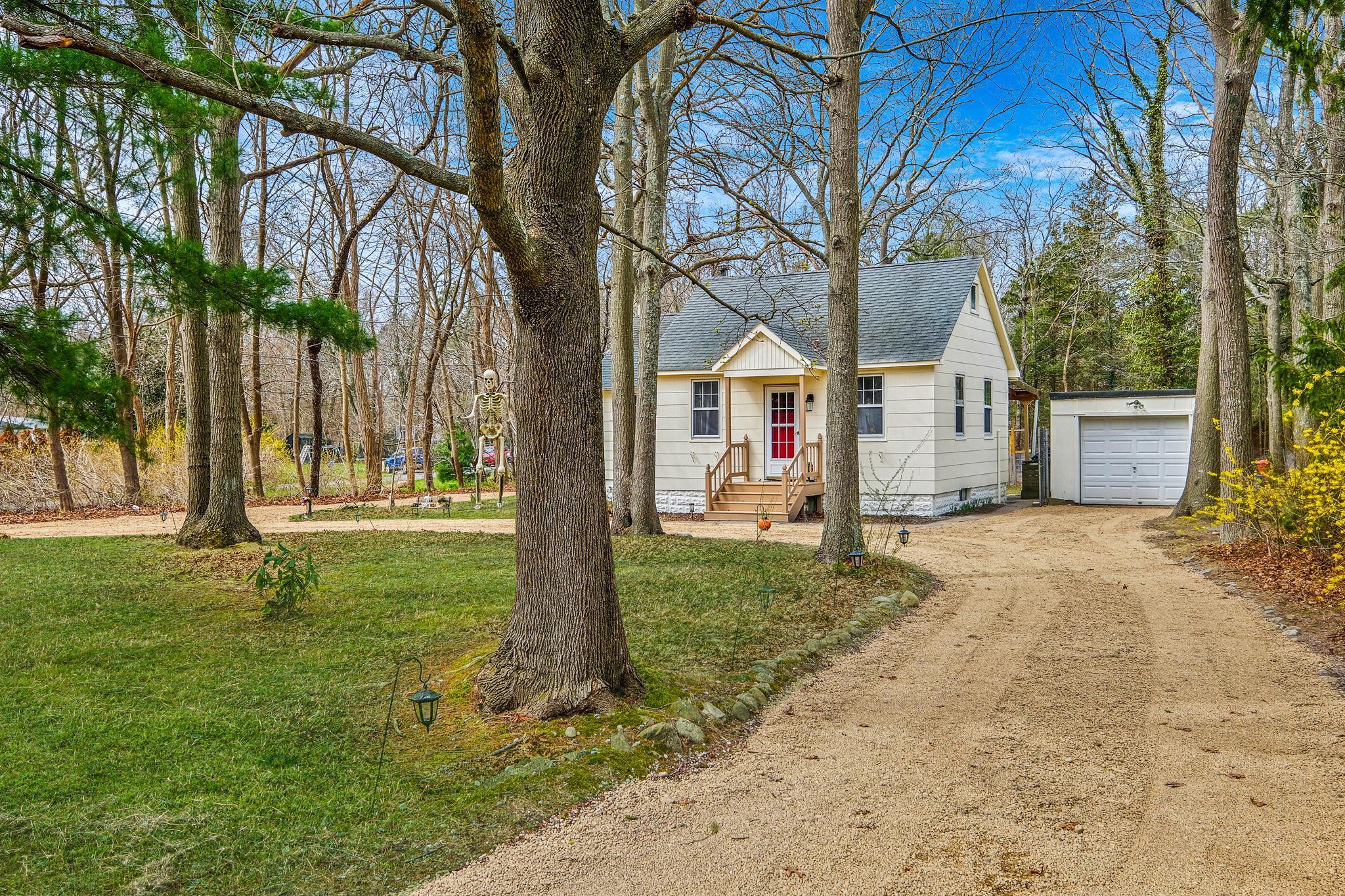 Single Family Lincoln  Suffolk County, NY 11763, MLS-848004-6
