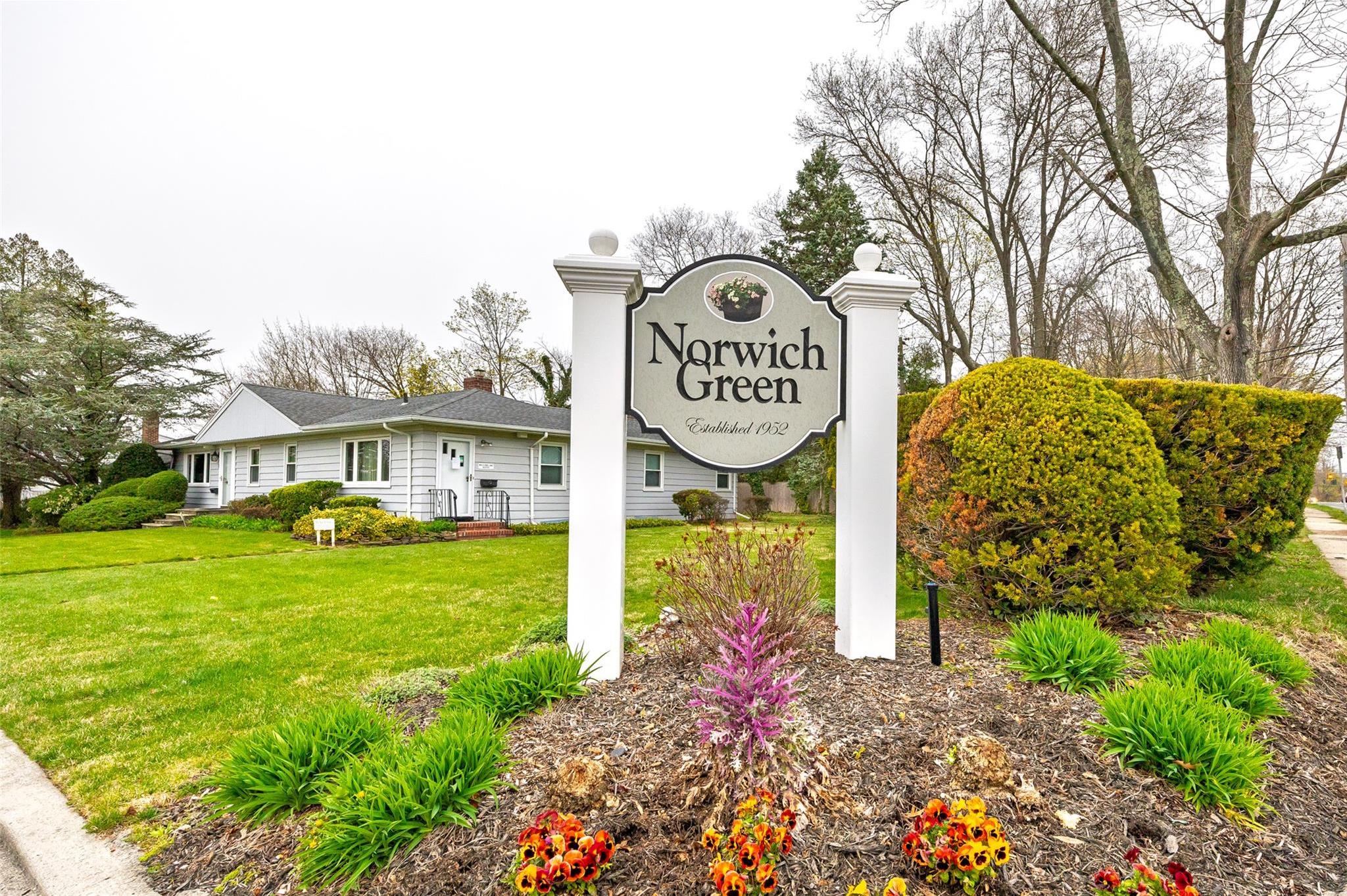 Single Family Hawthorne  Nassau County, NY 11732, MLS-848011-35