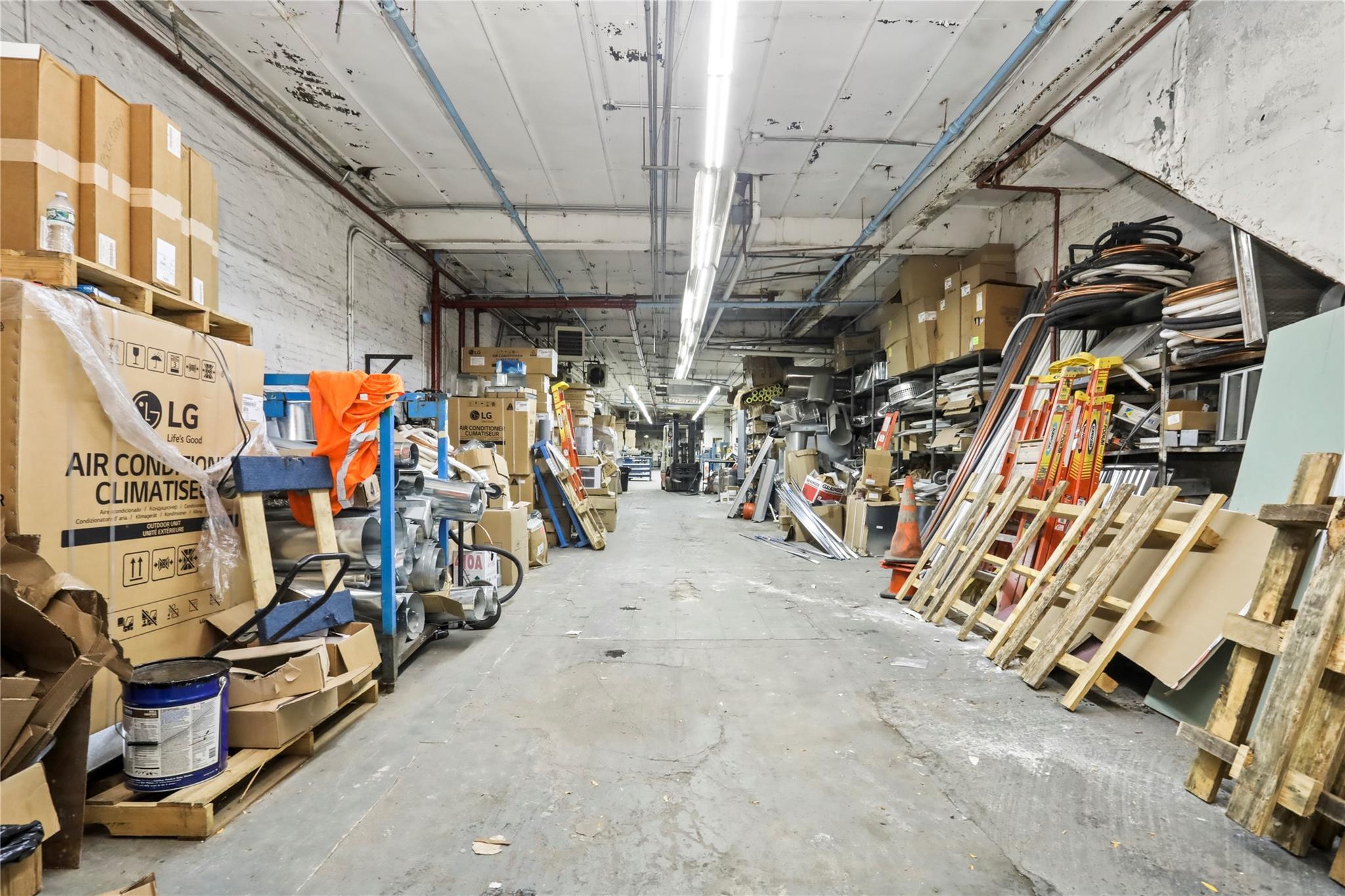 Commercial Lease Washington  Bronx, NY 10456, MLS-848023-12