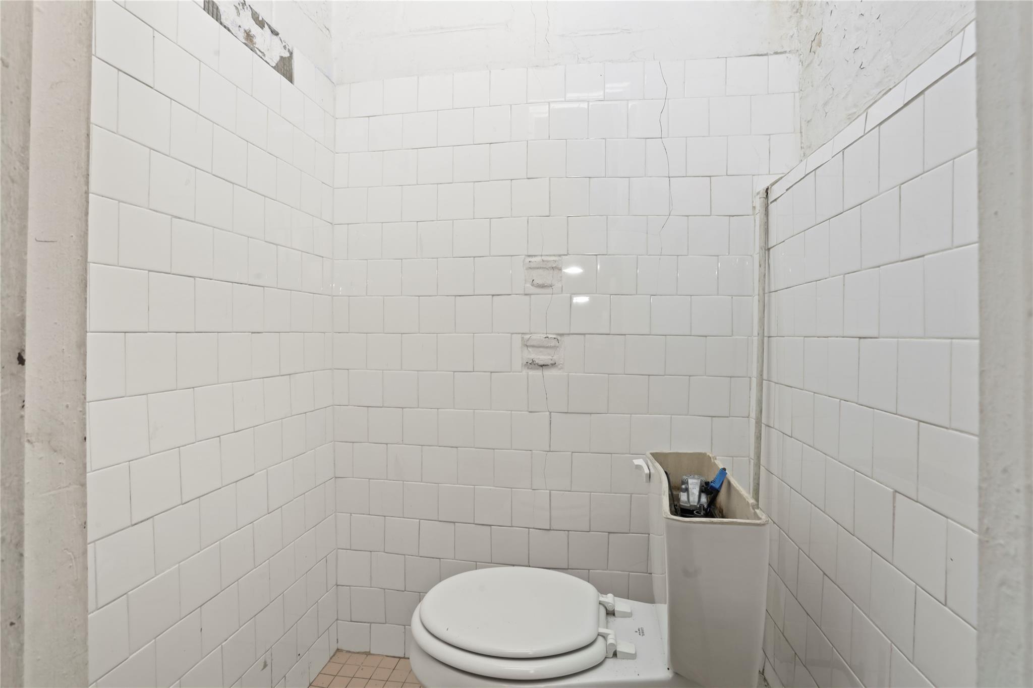Commercial Lease Washington  Bronx, NY 10456, MLS-848023-6