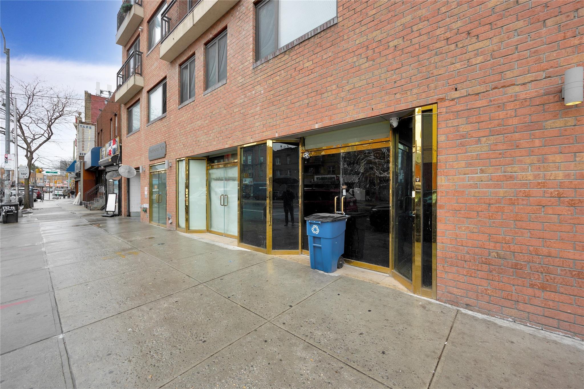 Apartment Jamaica  Queens, NY 11432, MLS-848024-23
