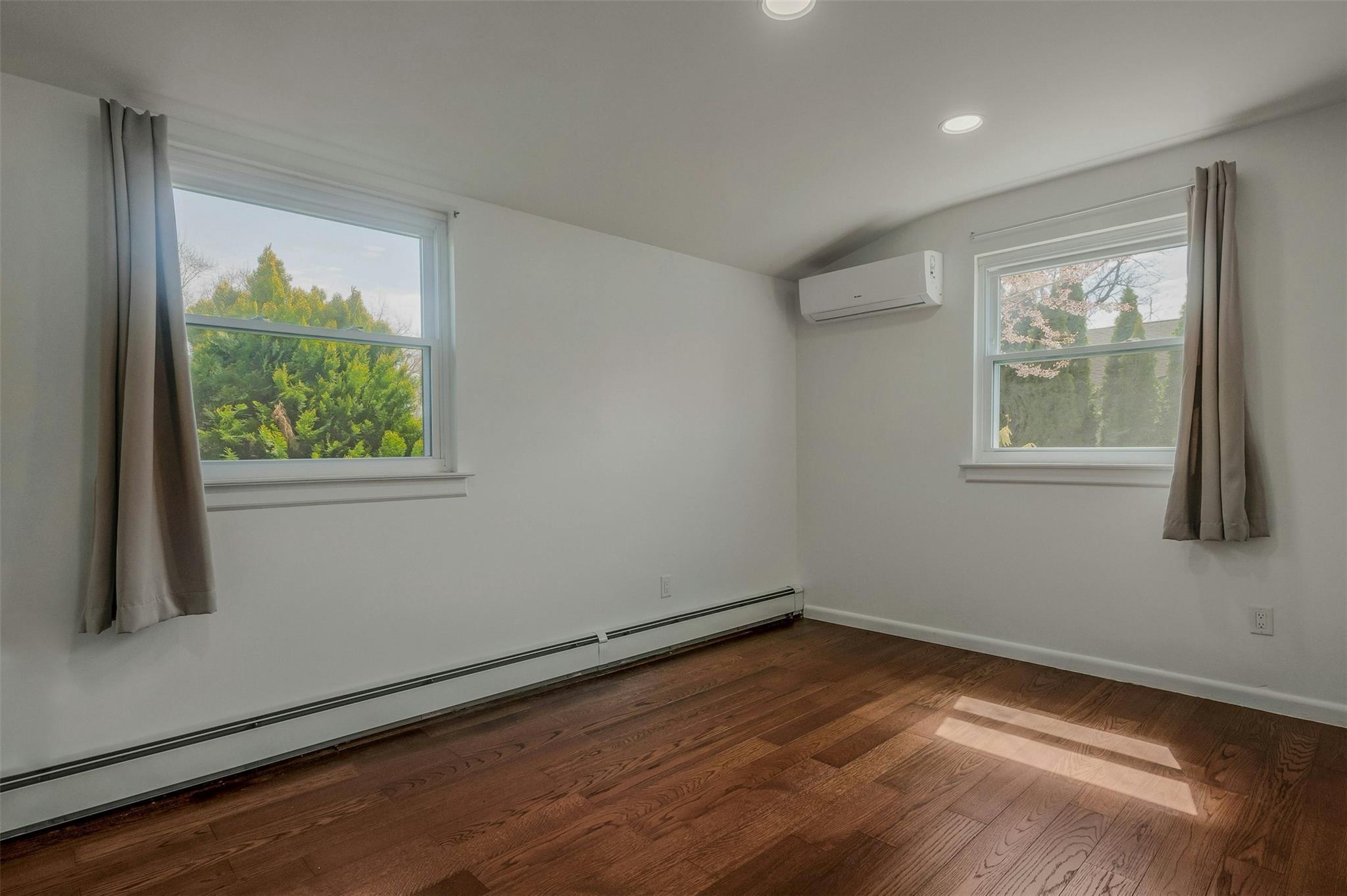 Single Family College  Suffolk County, NY 11790, MLS-848032-23