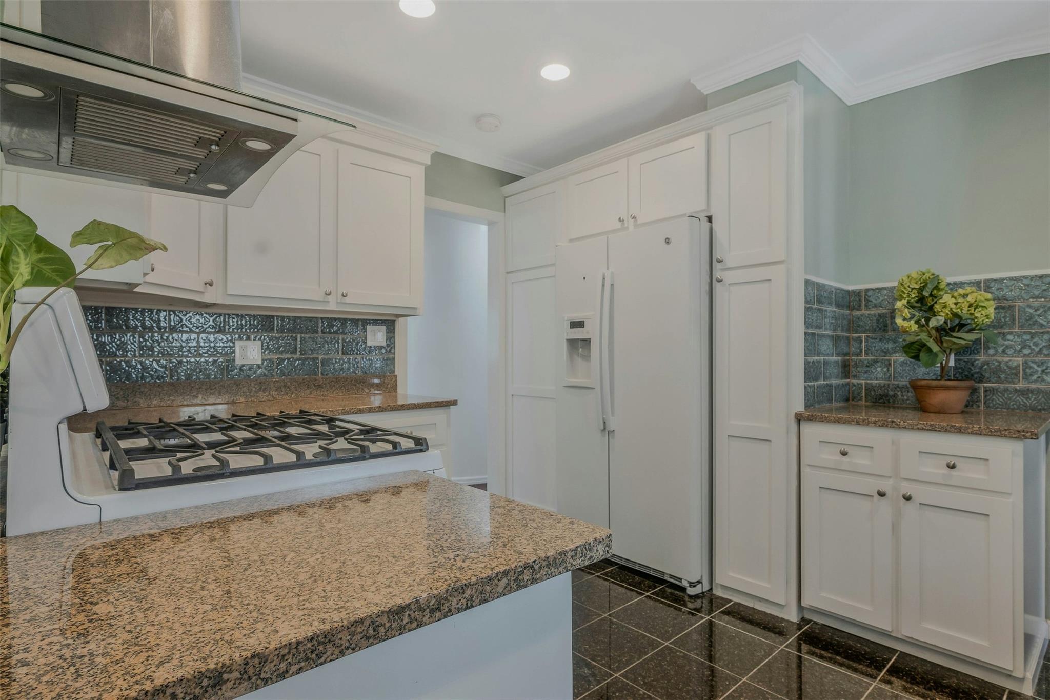 Single Family College  Suffolk County, NY 11790, MLS-848032-7
