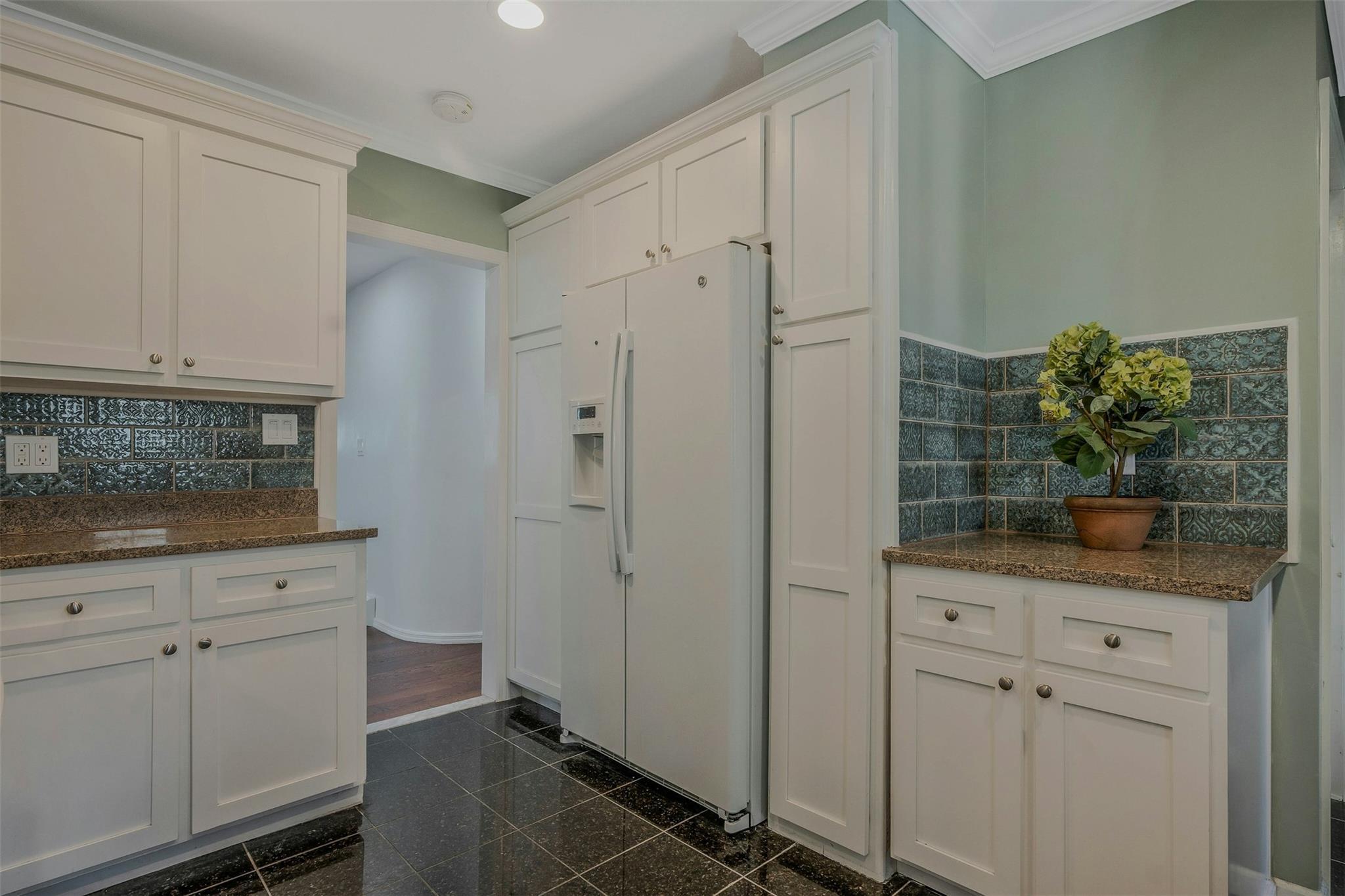 Single Family College  Suffolk County, NY 11790, MLS-848032-9