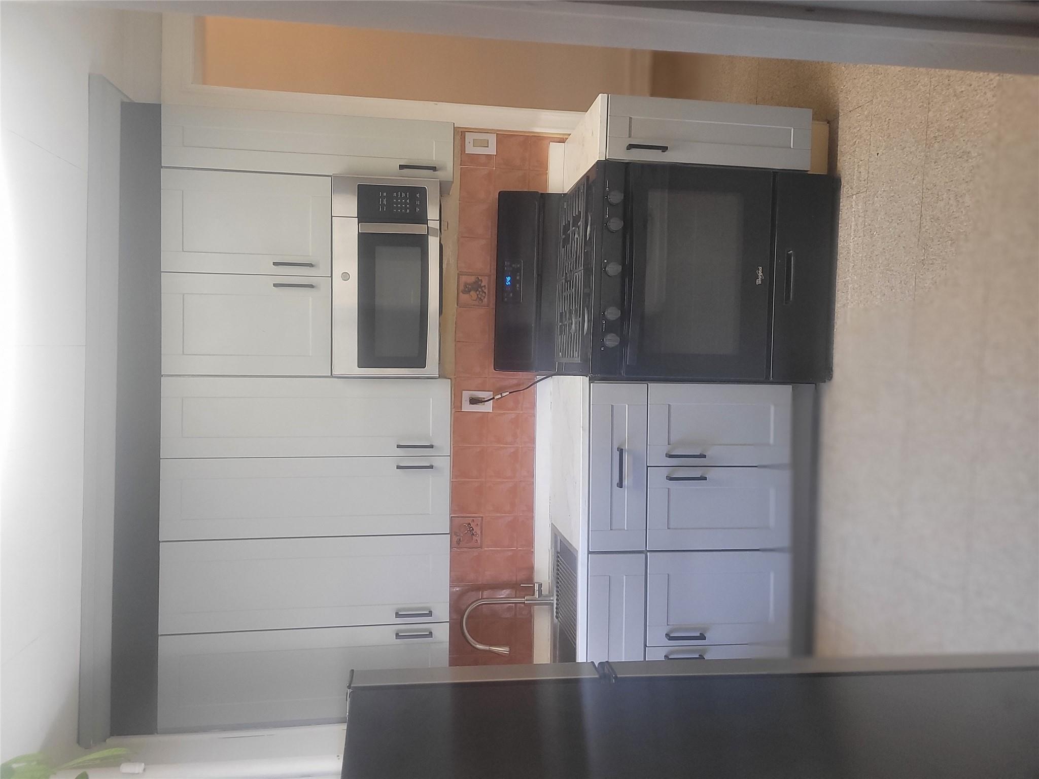 Apartment Park  Brooklyn, NY 11233, MLS-848041-6