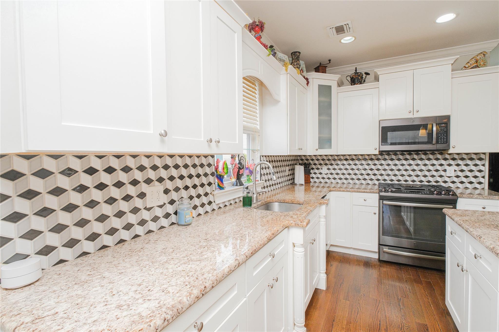 Single Family Berkshire  Staten Island, NY 10309, MLS-848129-11