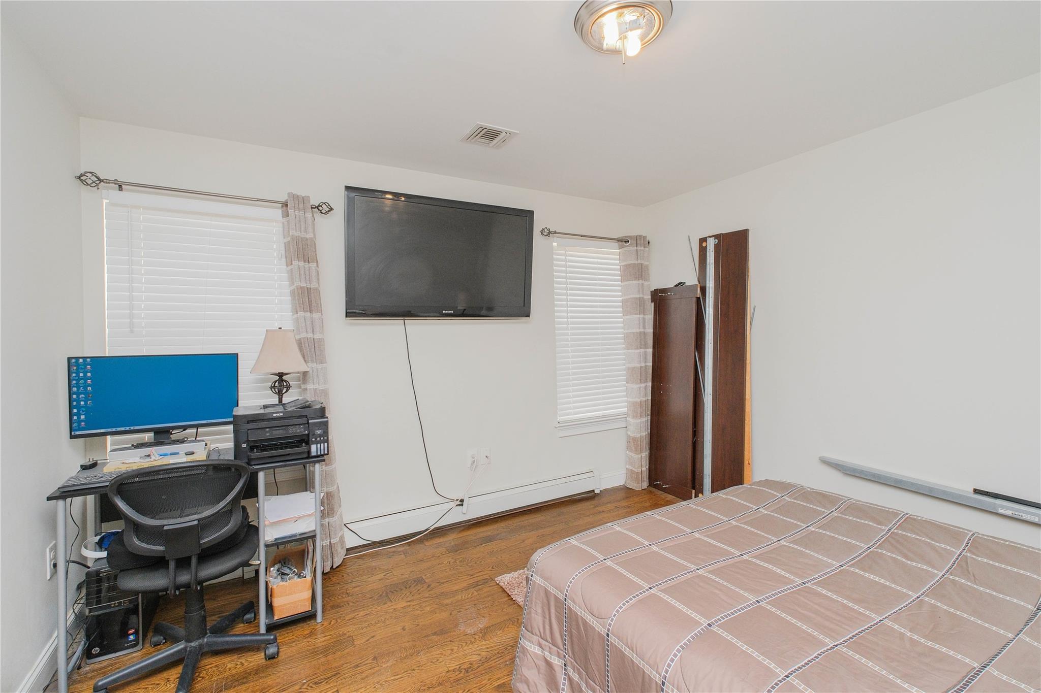 Single Family Berkshire  Staten Island, NY 10309, MLS-848129-20