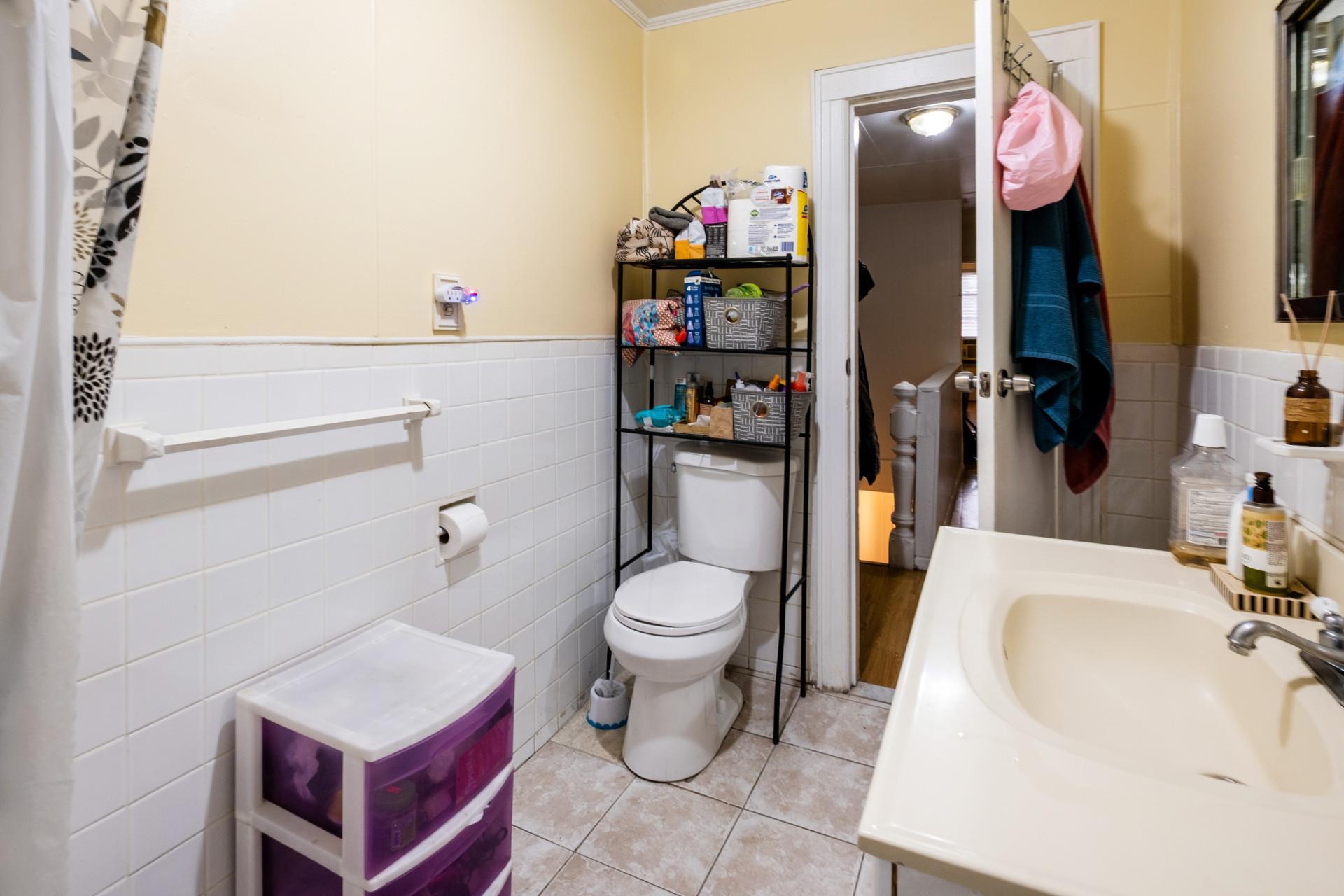 Single Family 95th  Queens, NY 11416, MLS-848157-12