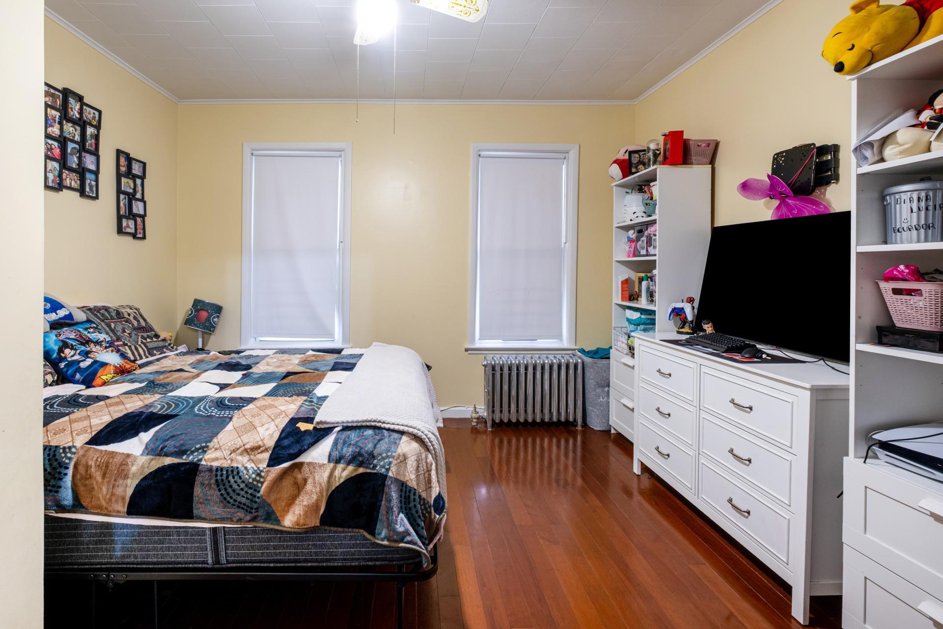 Single Family 95th  Queens, NY 11416, MLS-848157-29