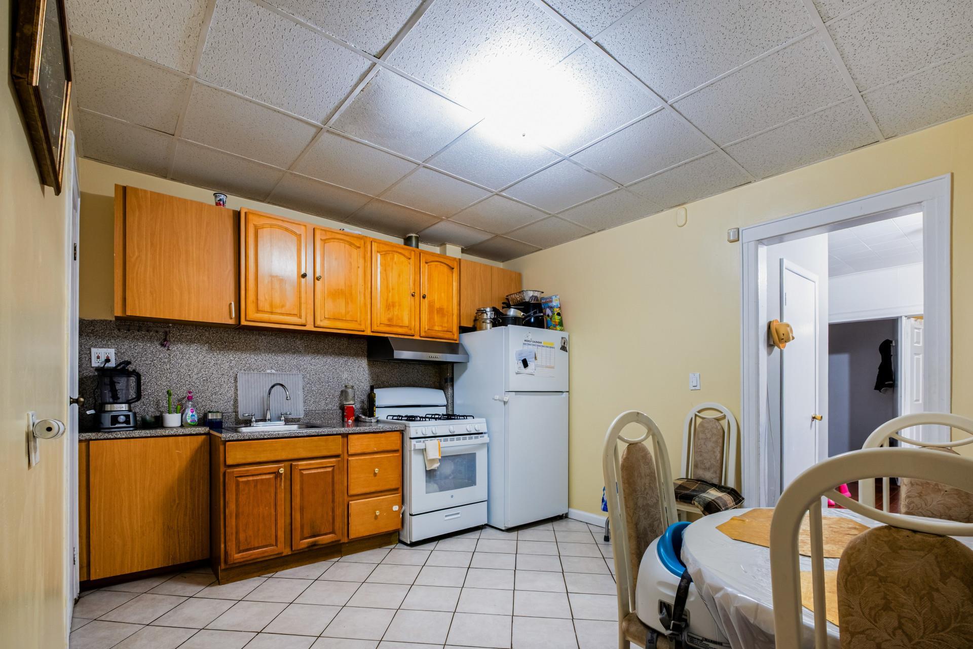 Single Family 95th  Queens, NY 11416, MLS-848157-7