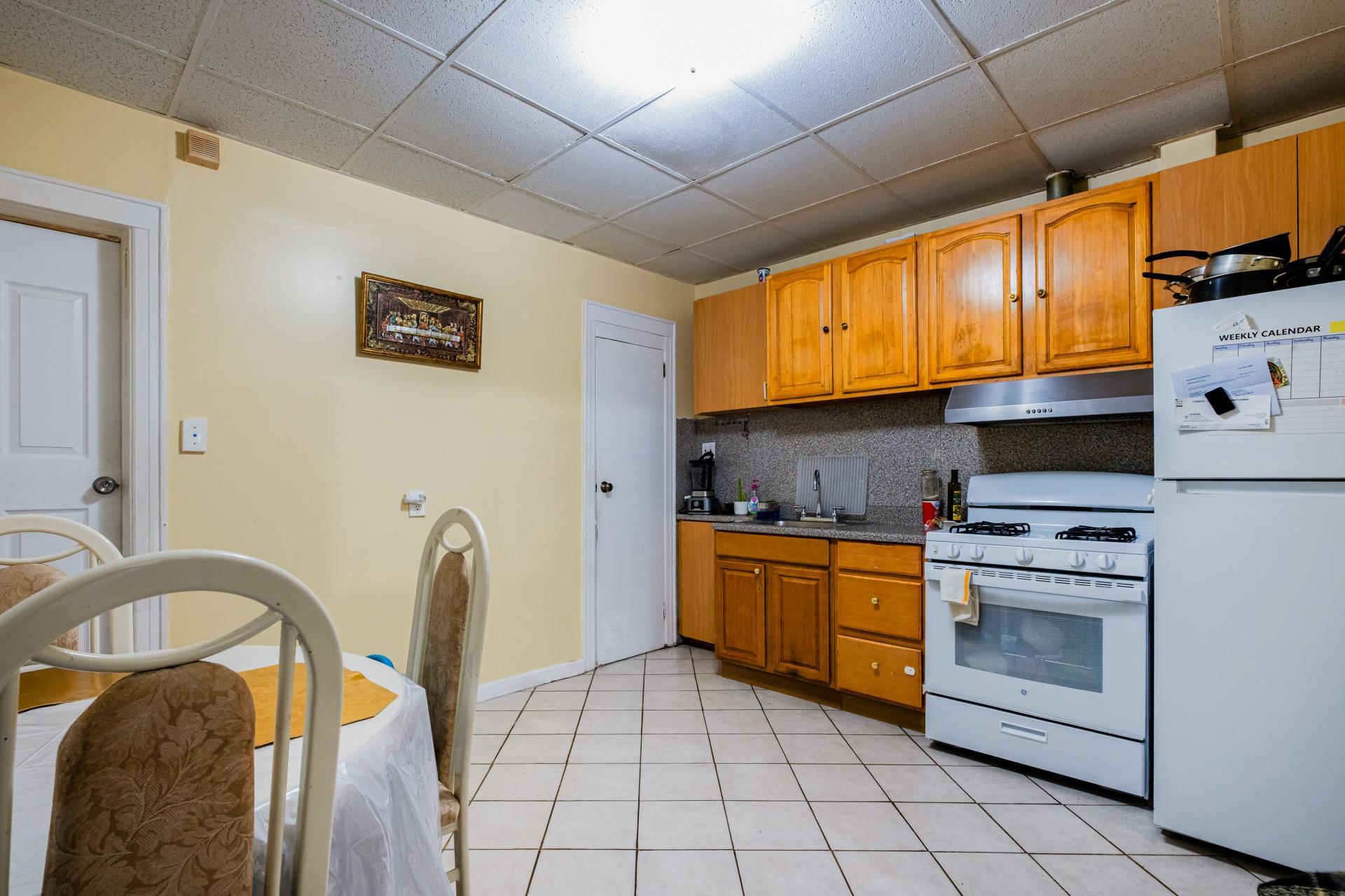 Single Family 95th  Queens, NY 11416, MLS-848157-8