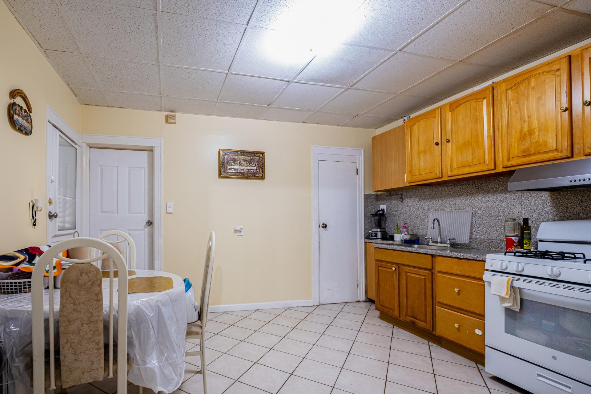 Single Family 95th  Queens, NY 11416, MLS-848157-9