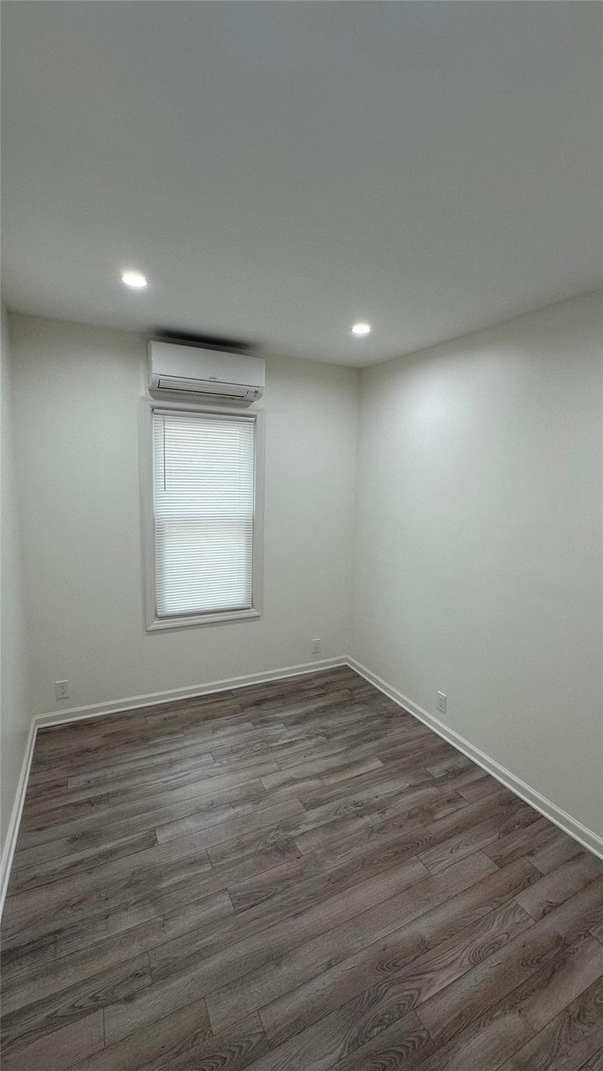 Apartment 60th  Queens, NY 11378, MLS-848203-12
