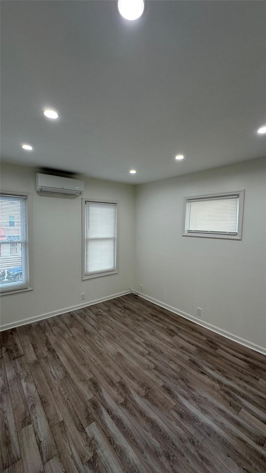 Apartment 60th  Queens, NY 11378, MLS-848203-14