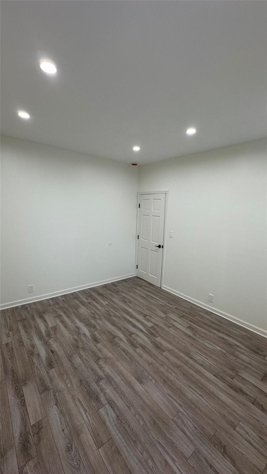 Apartment 60th  Queens, NY 11378, MLS-848203-15