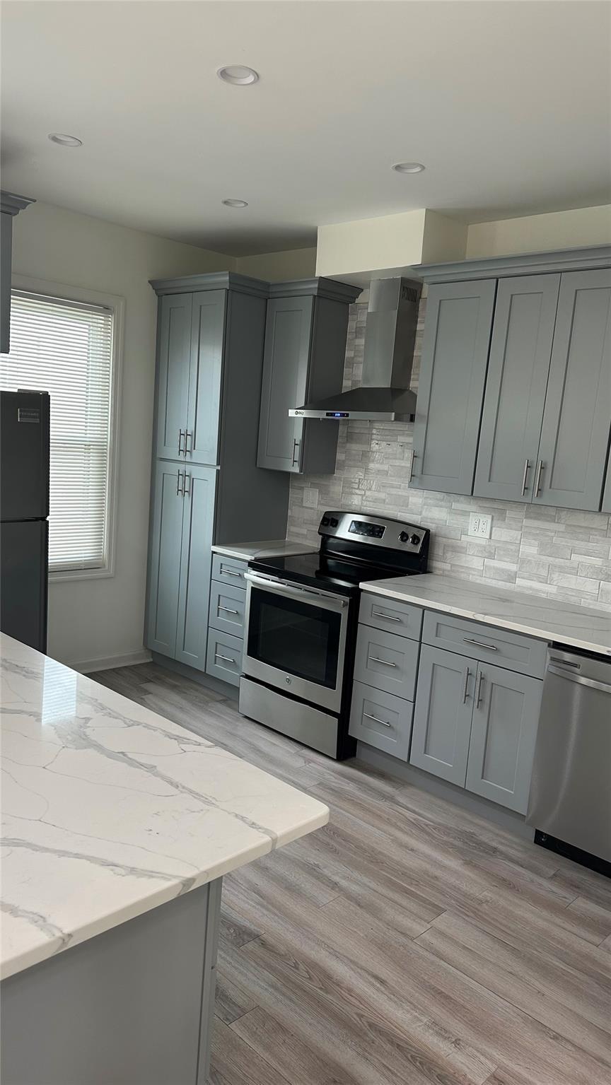 Apartment 60th  Queens, NY 11378, MLS-848203-2