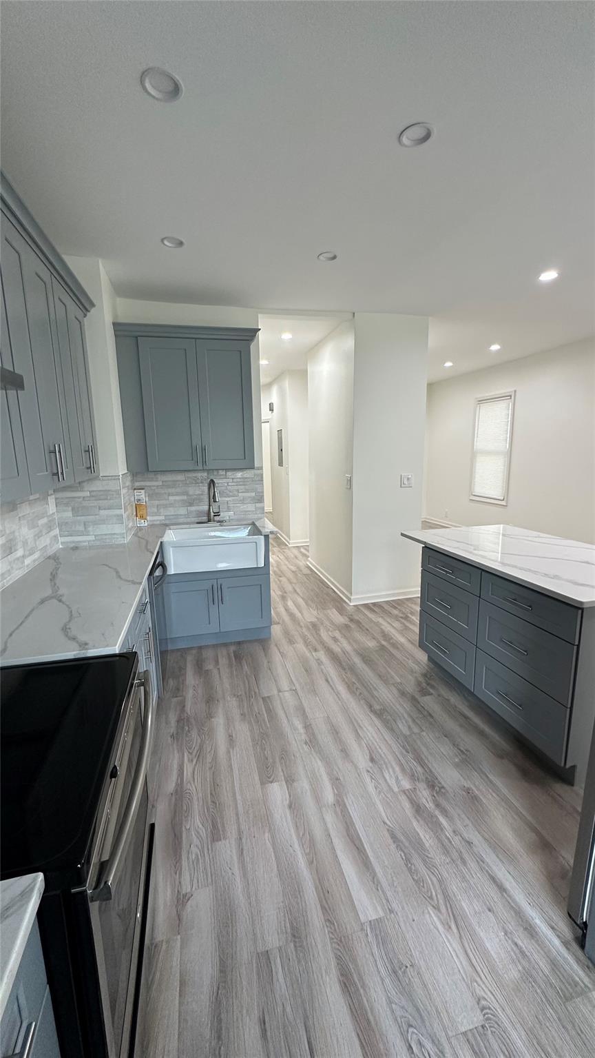 Apartment 60th  Queens, NY 11378, MLS-848203-3