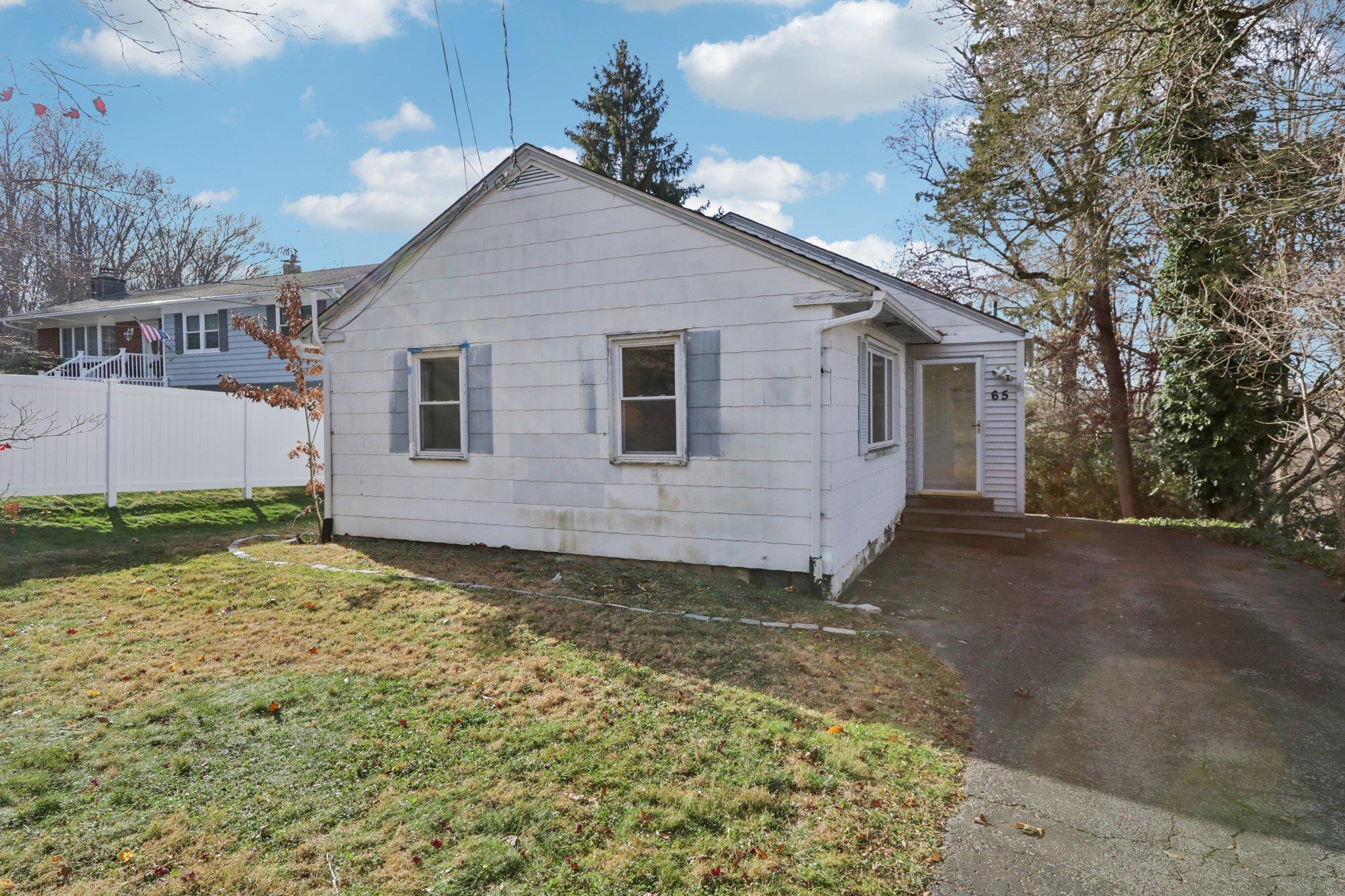 Single Family South  Westchester County, NY 10567, MLS-848205-2