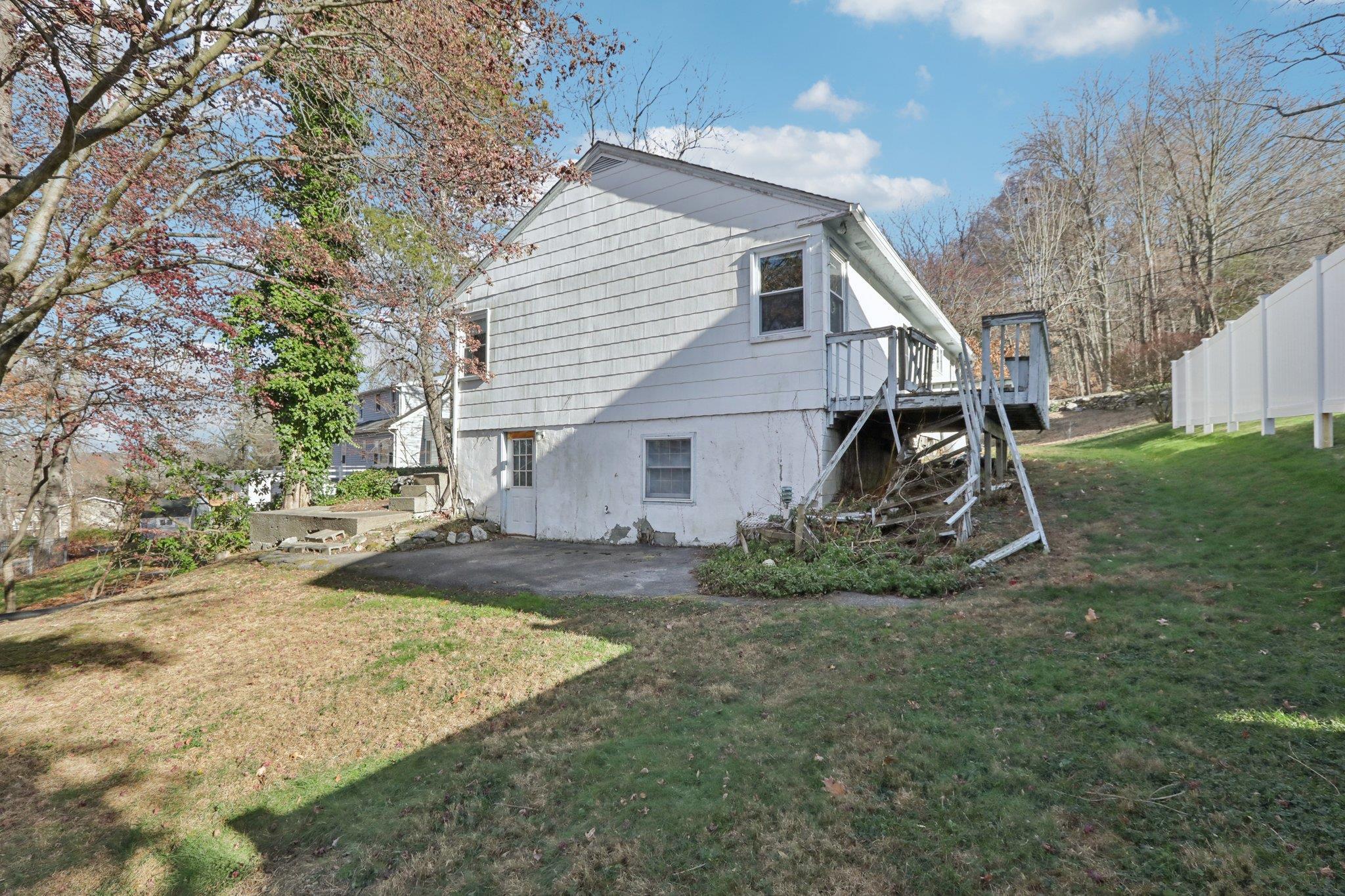 Single Family South  Westchester County, NY 10567, MLS-848205-34