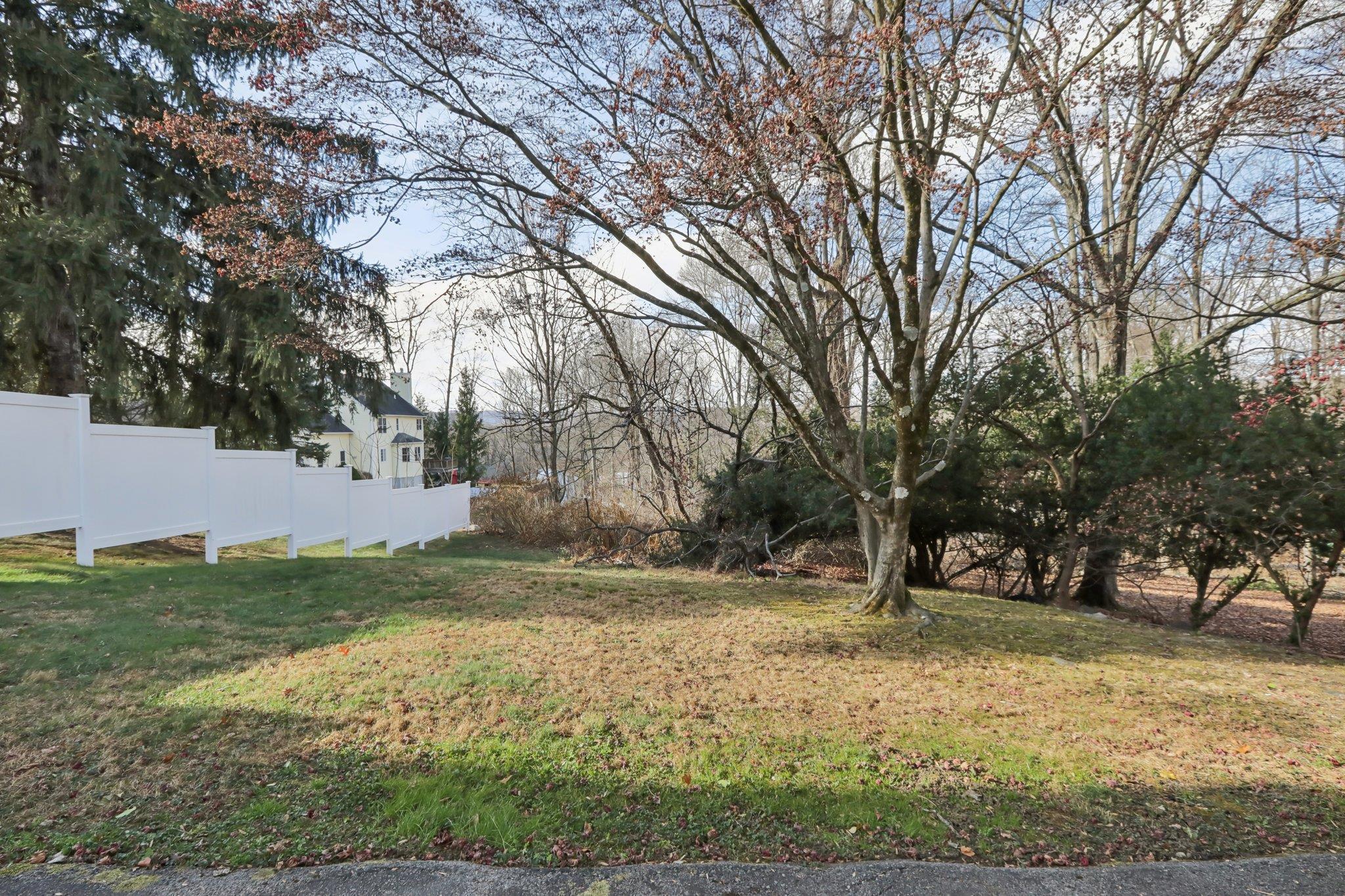 Single Family South  Westchester County, NY 10567, MLS-848205-35