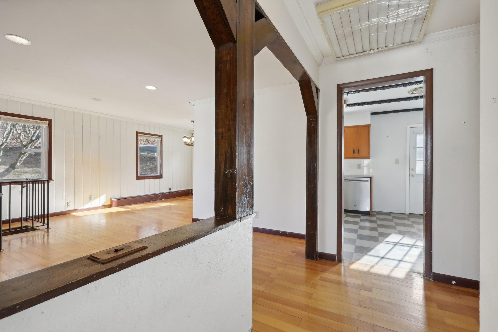 Single Family South  Westchester County, NY 10567, MLS-848205-5