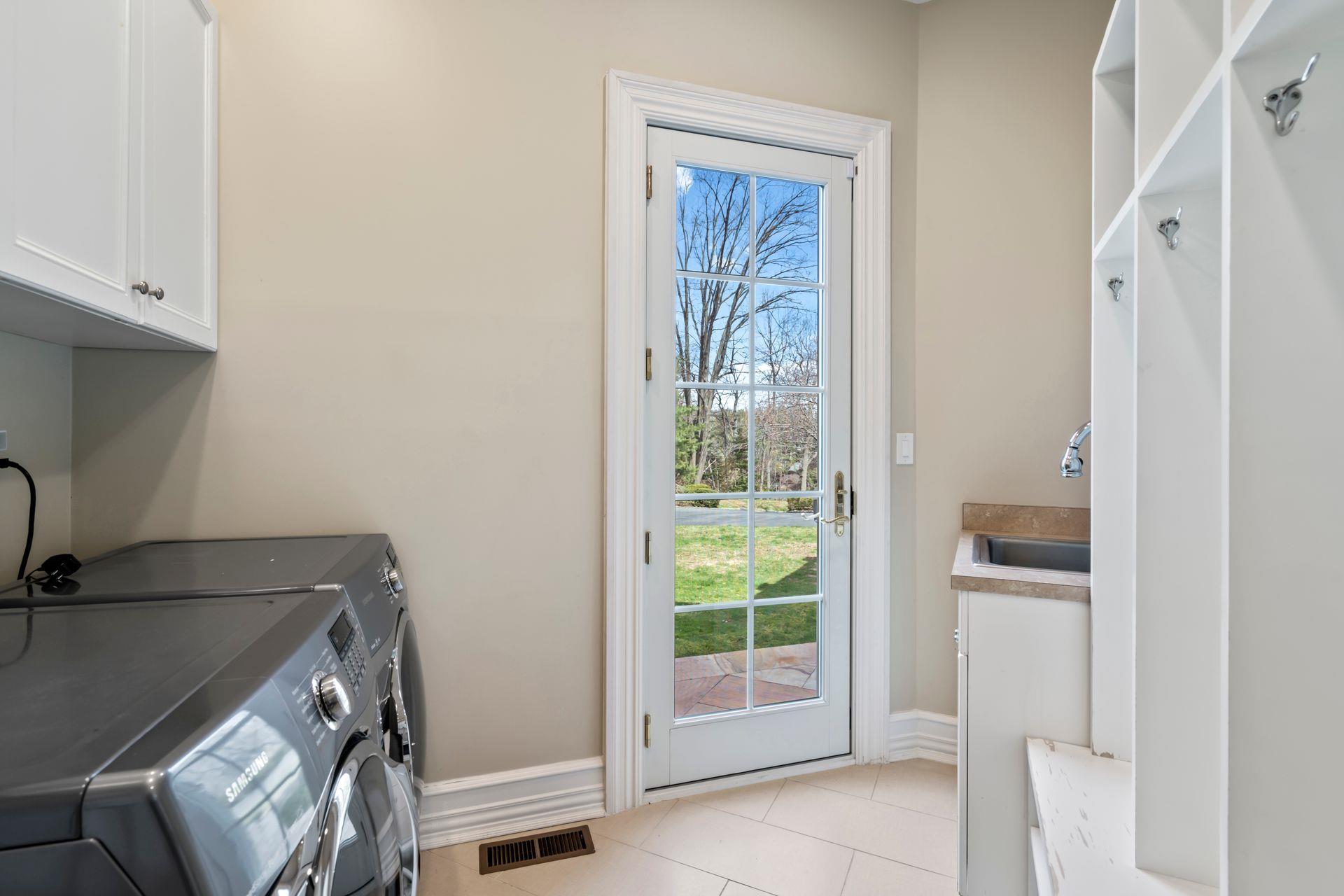 Single Family Harriman  Nassau County, NY 11050, MLS-848215-16