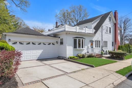 Single Family Tulip  Nassau County, NY 11001, MLS-848218-26