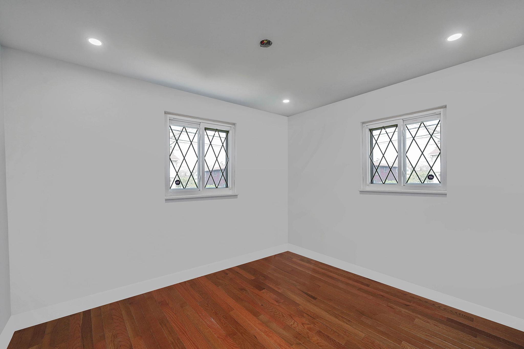 Single Family Windmill  Suffolk County, NY 11704, MLS-848234-12