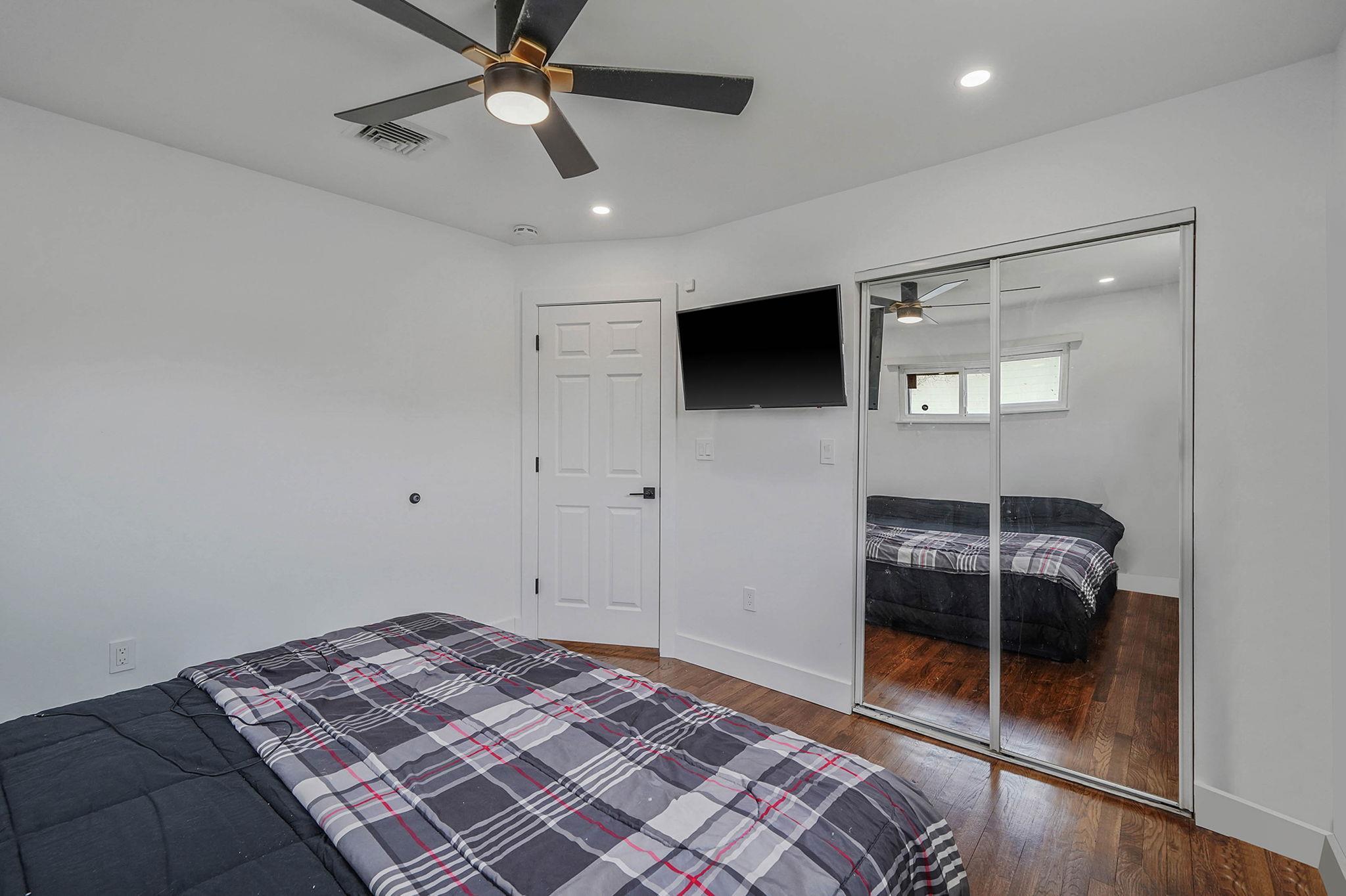 Single Family Windmill  Suffolk County, NY 11704, MLS-848234-15