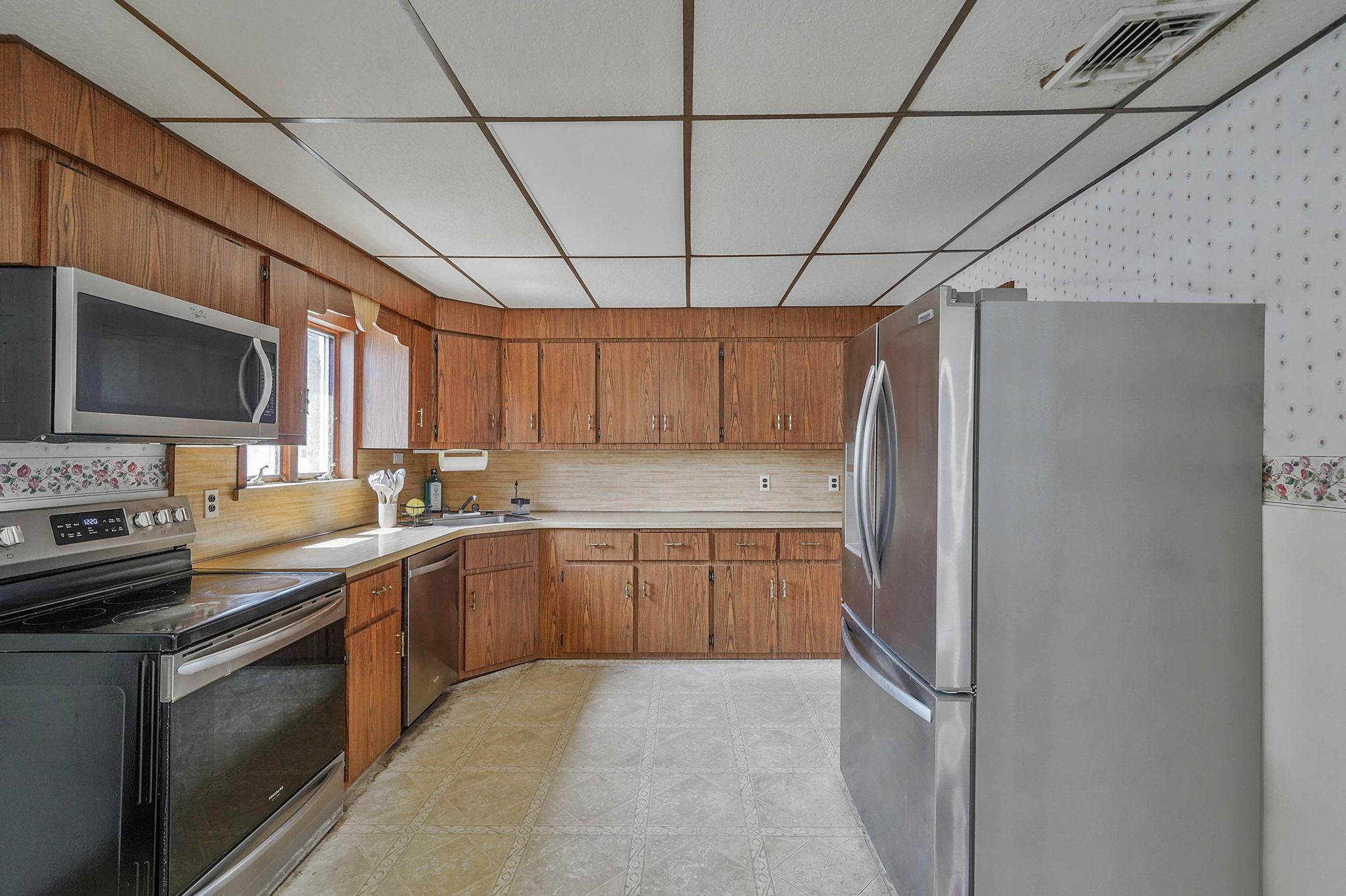 Single Family Windmill  Suffolk County, NY 11704, MLS-848234-7