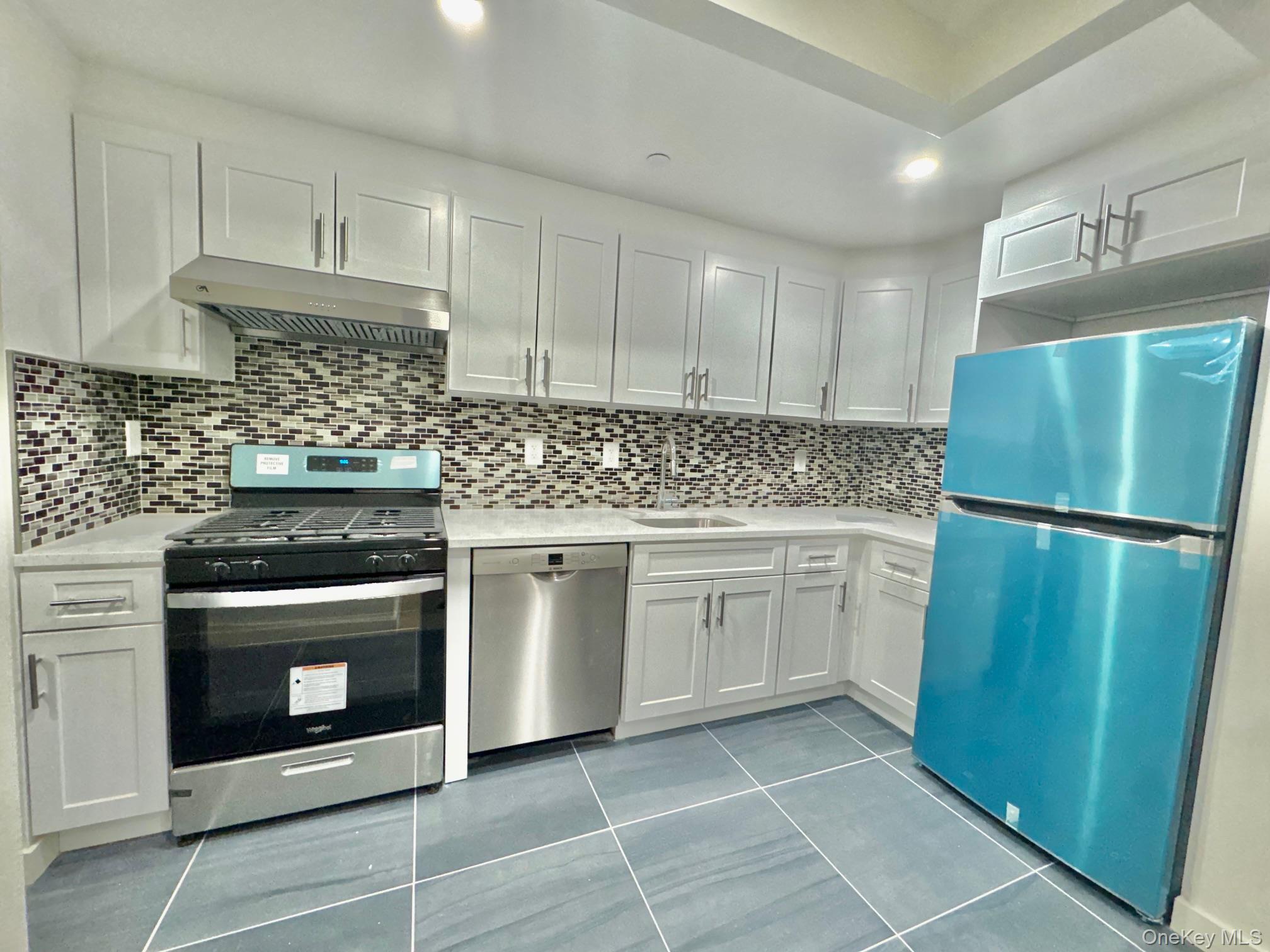 Commercial Sale Johnson  Bronx, NY 10463, MLS-848251-12