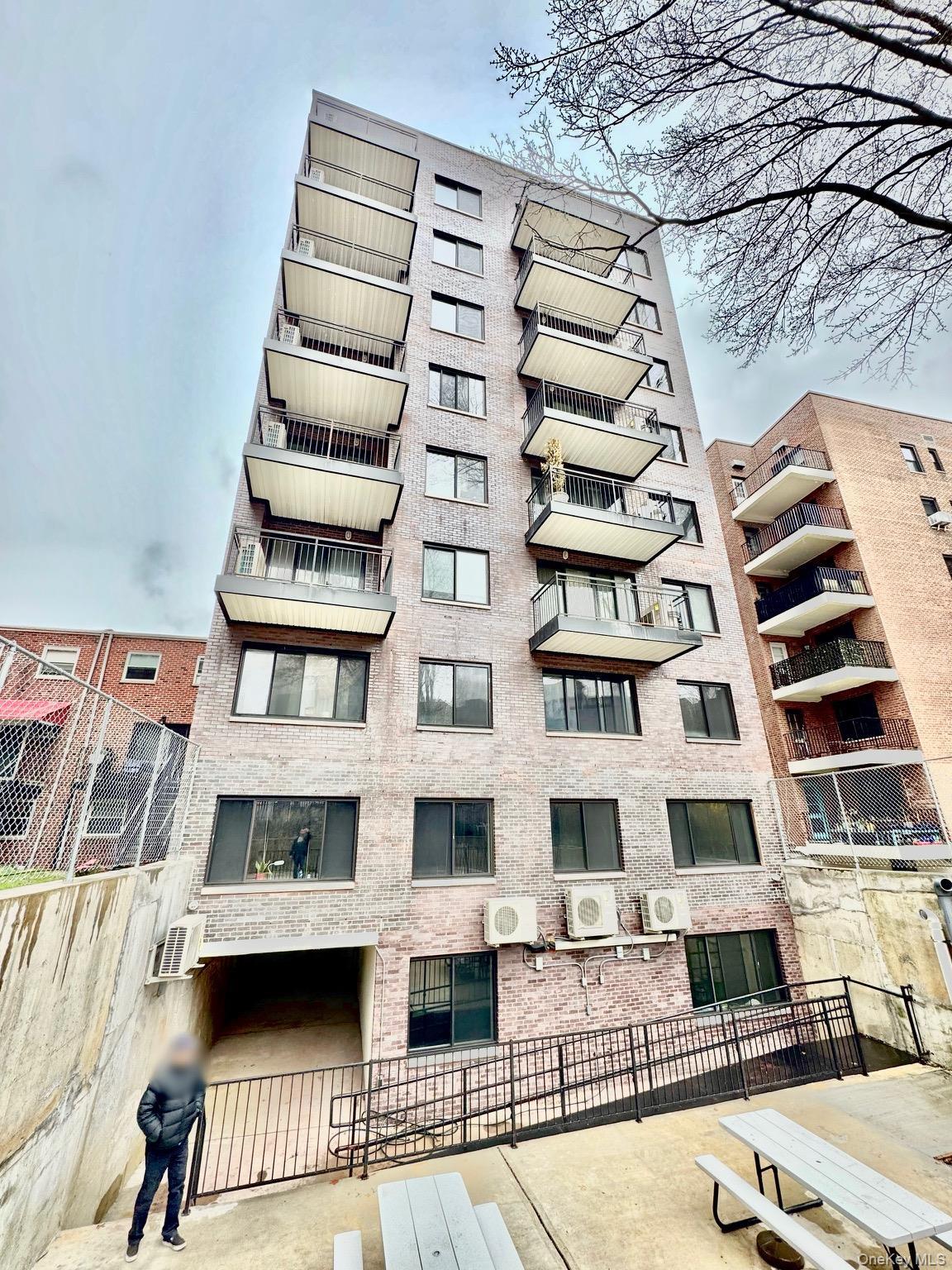 Commercial Sale Johnson  Bronx, NY 10463, MLS-848251-24