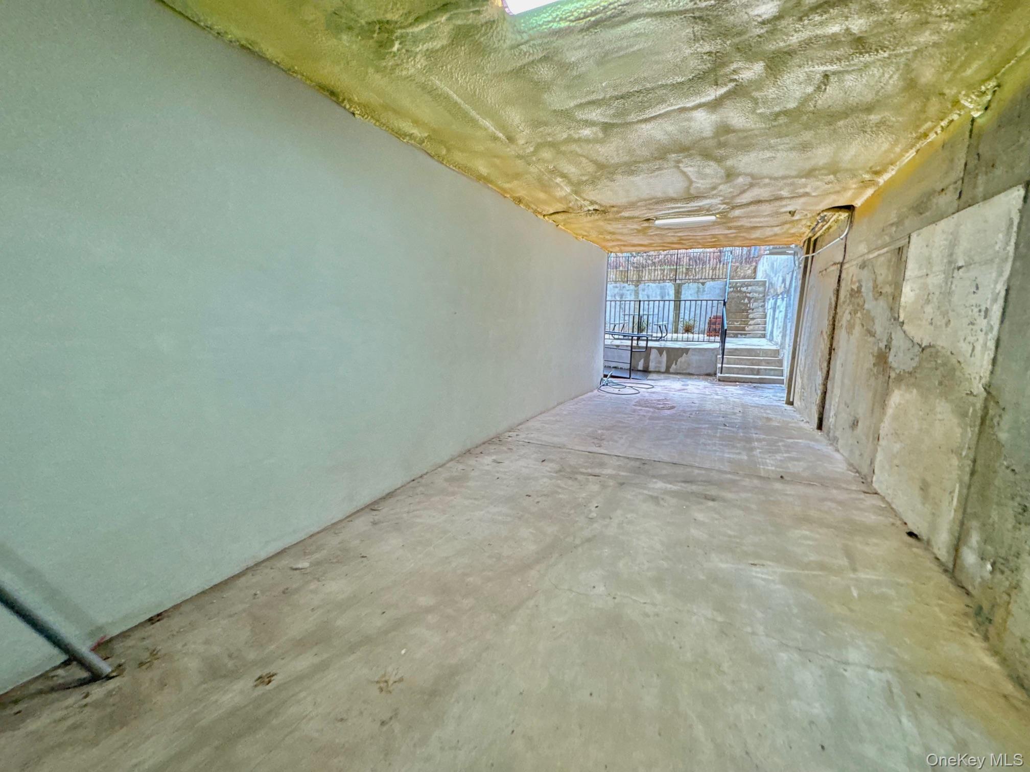 Commercial Sale Johnson  Bronx, NY 10463, MLS-848251-29