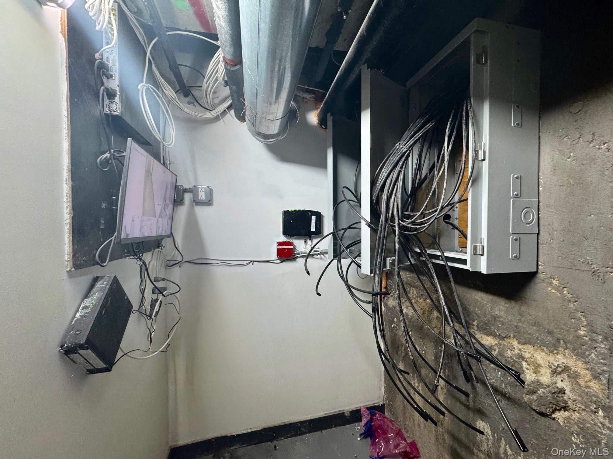 Commercial Sale Johnson  Bronx, NY 10463, MLS-848251-33