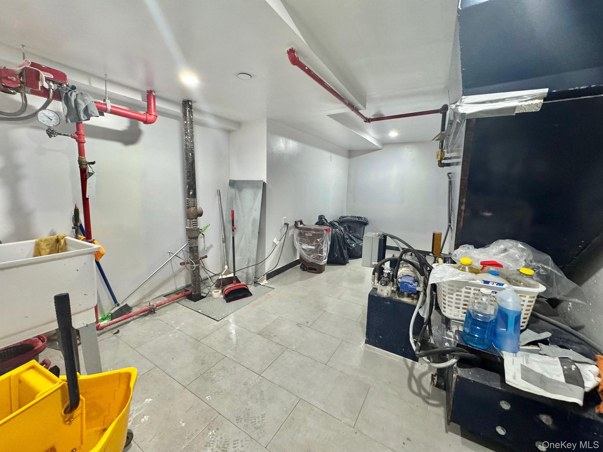 Commercial Sale Johnson  Bronx, NY 10463, MLS-848251-35