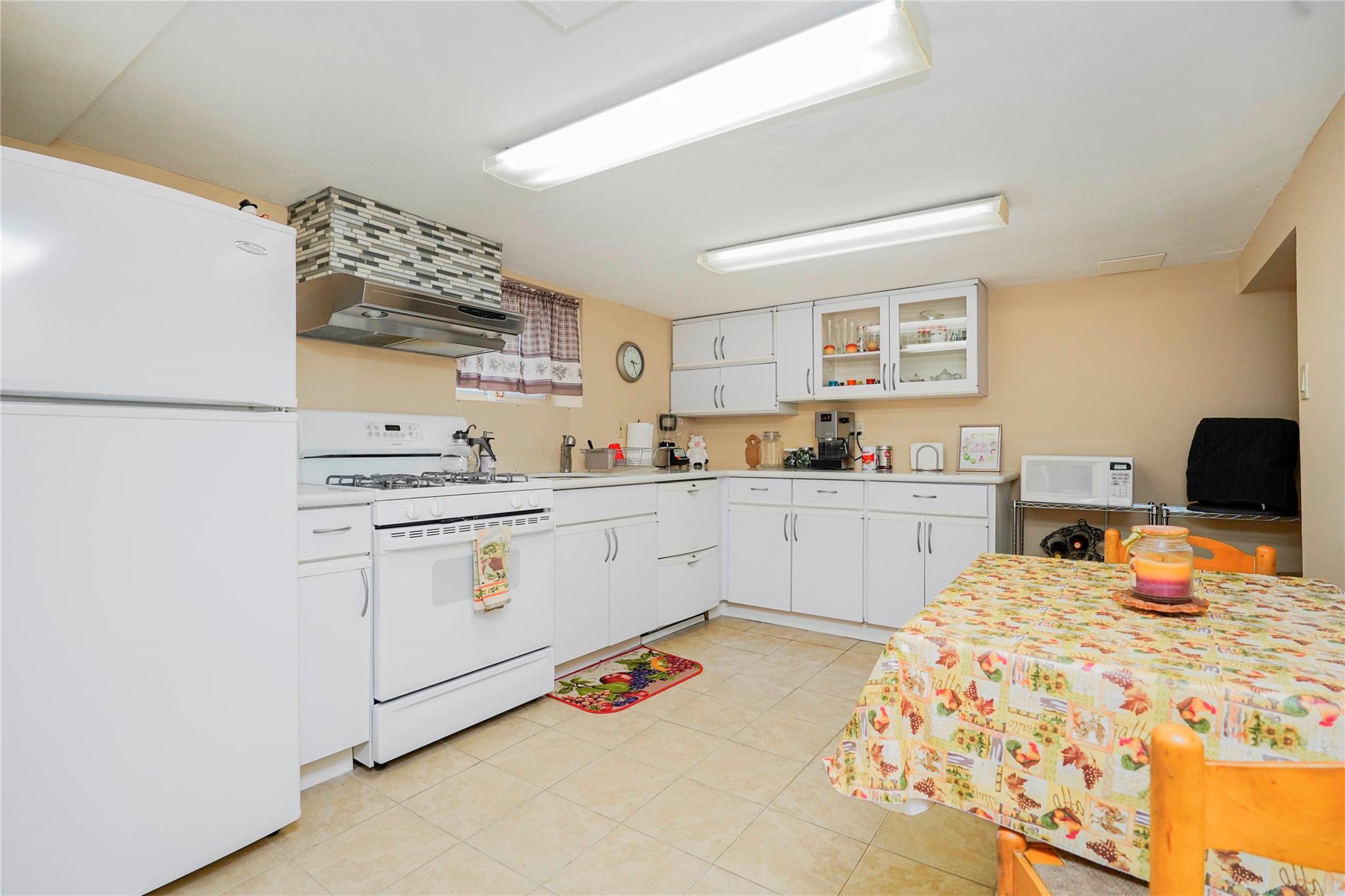 Single Family Lawrence  Staten Island, NY 10310, MLS-848265-31