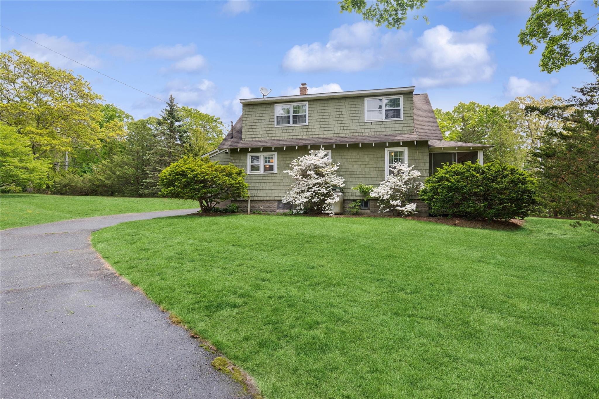 Single Family Church  Suffolk County, NY 11931, MLS-848267-34