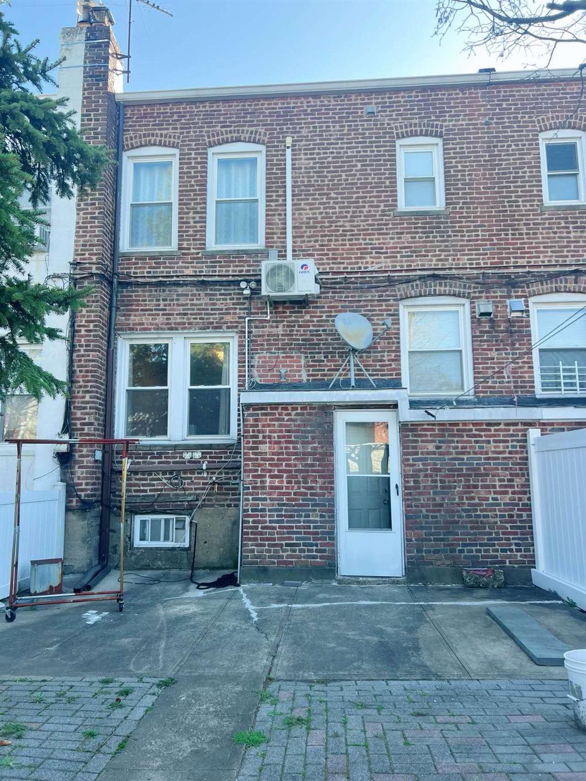 Single Family 215th  Queens, NY 11361, MLS-848329-18