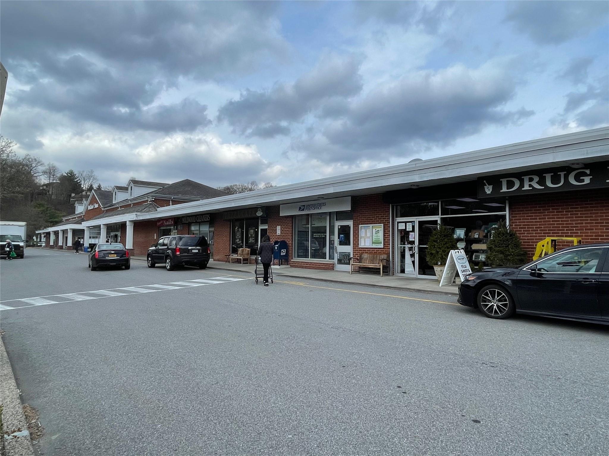 Single Family Saw Mill River  Westchester County, NY 10546, MLS-848363-30