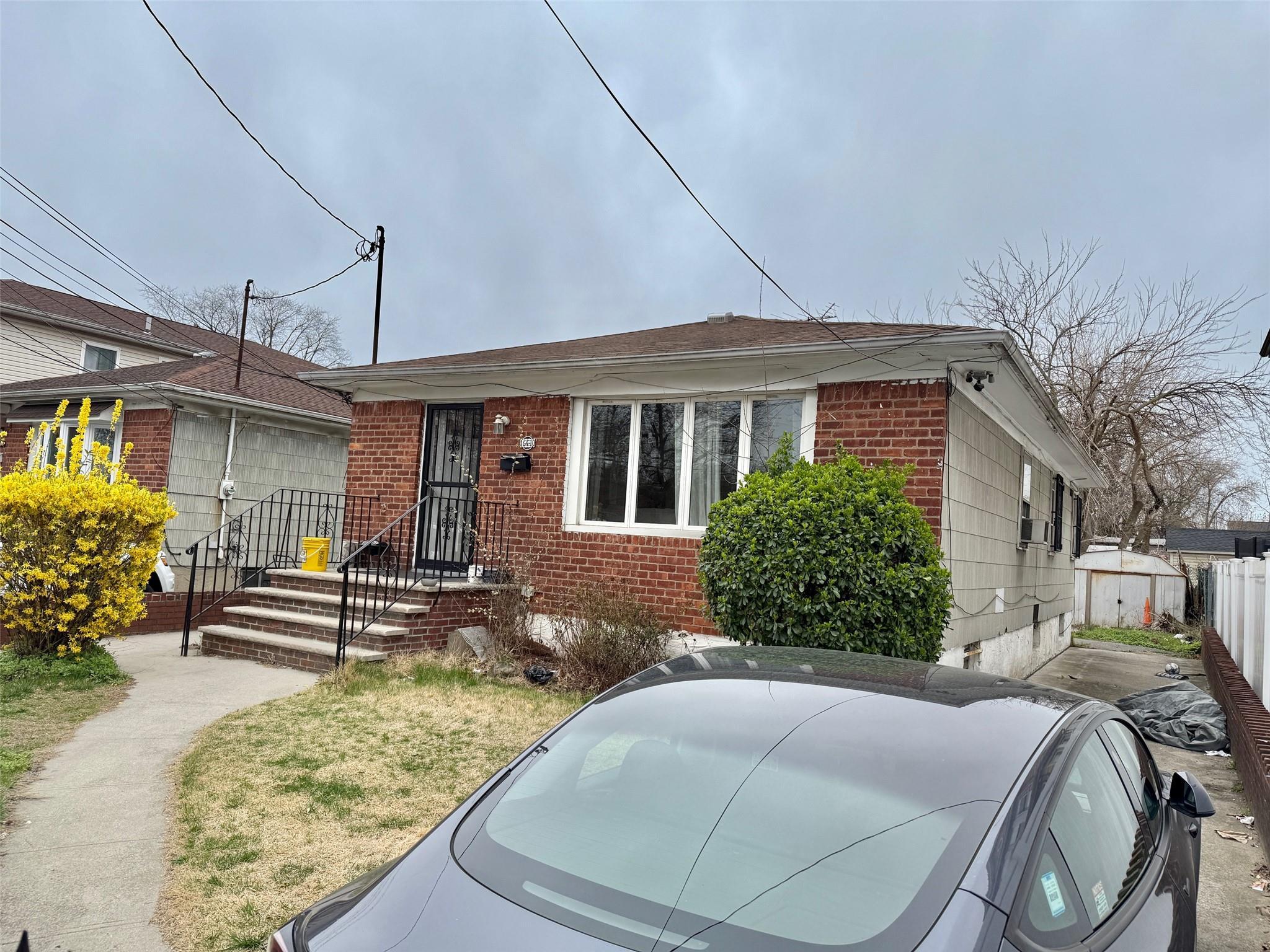 Single Family Foch  Queens, NY 11434, MLS-848366-3