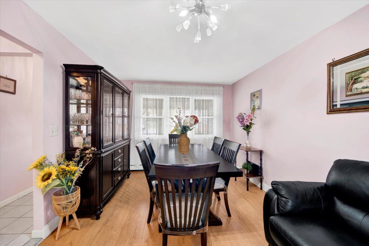 Single Family Seymour  Bronx, NY 10469, MLS-848370-10
