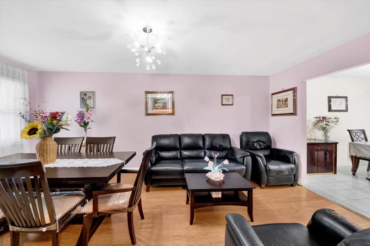 Single Family Seymour  Bronx, NY 10469, MLS-848370-11