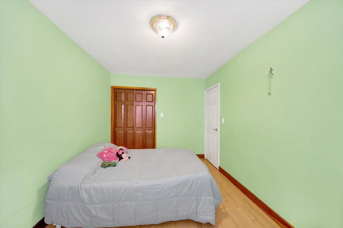 Single Family Seymour  Bronx, NY 10469, MLS-848370-16