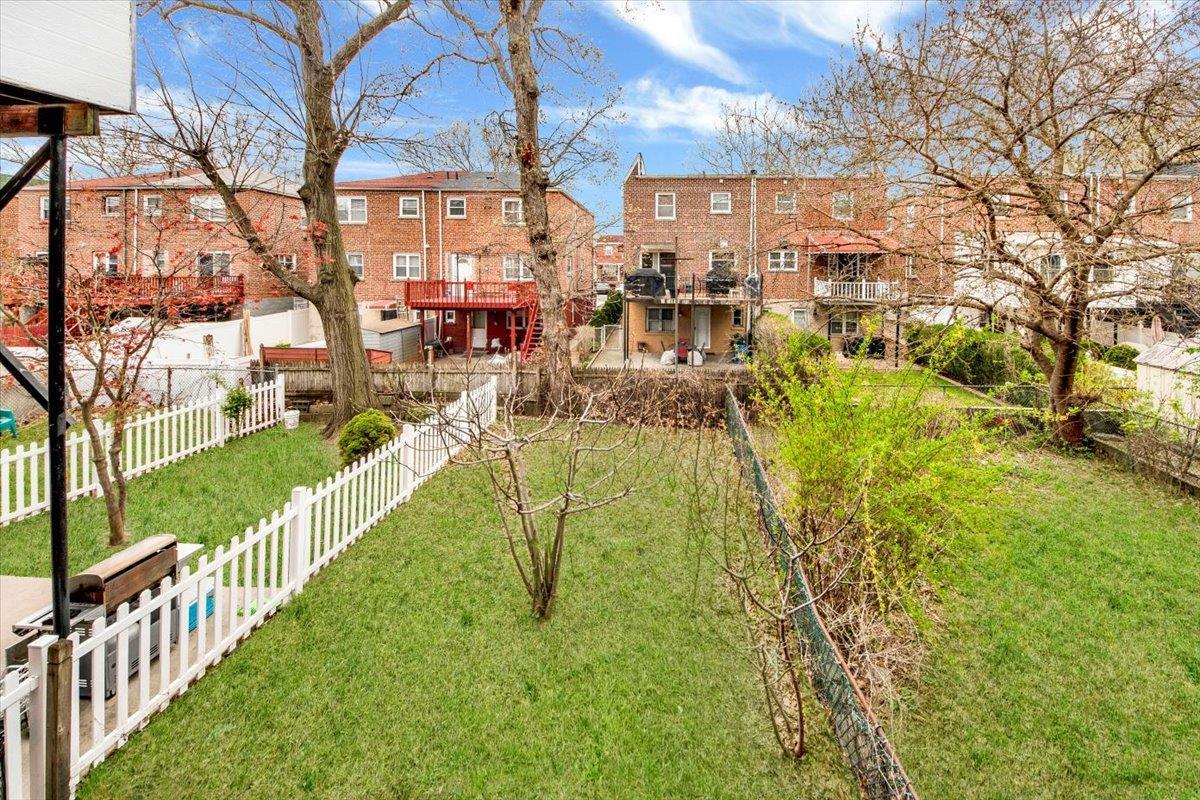 Single Family Seymour  Bronx, NY 10469, MLS-848370-23