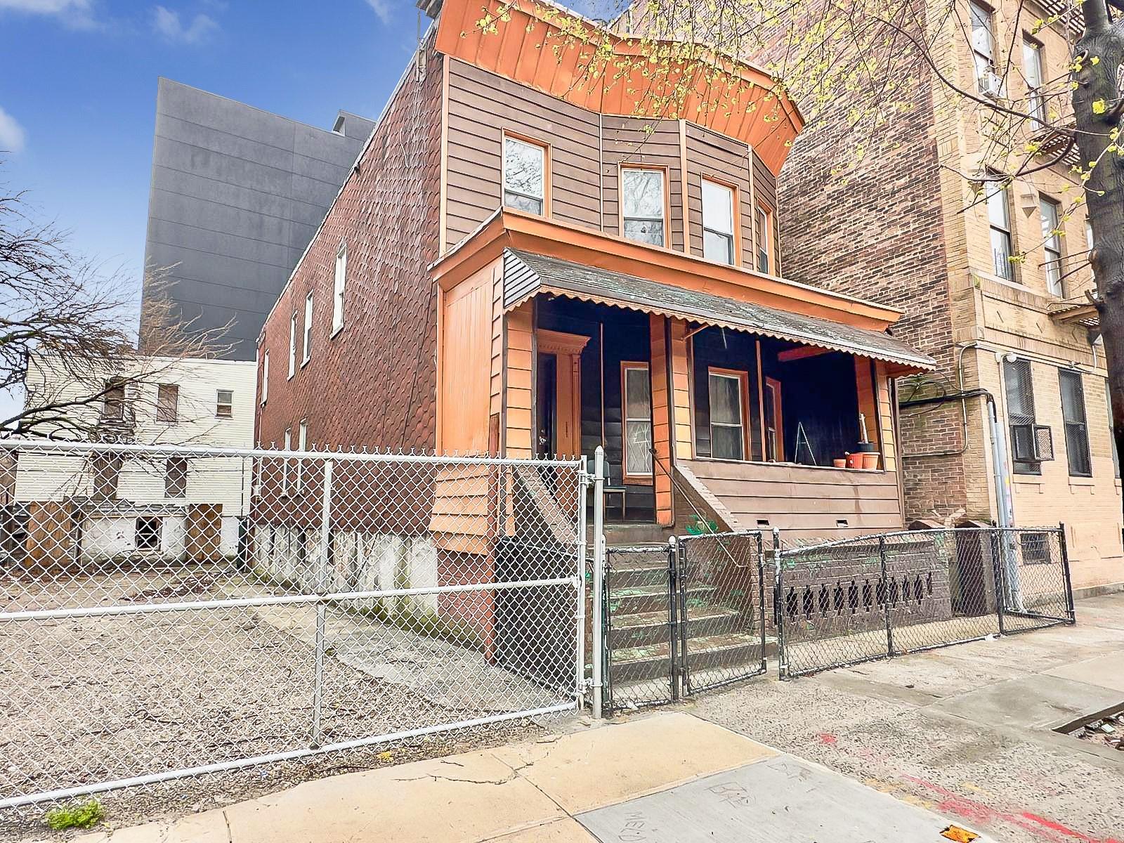 Single Family Prospect  Bronx, NY 10458, MLS-848382-2