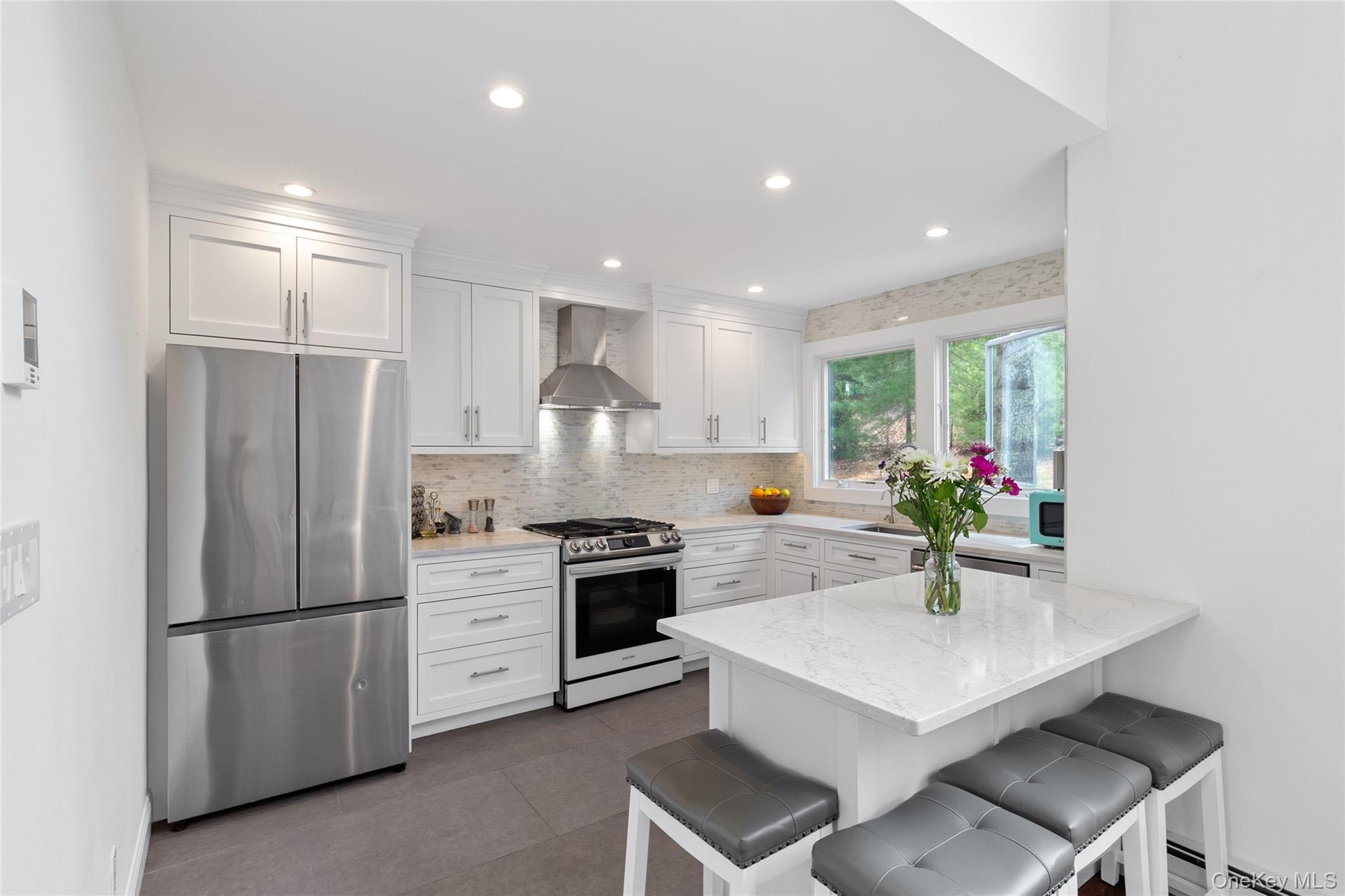 Single Family Ely Brook Suffolk County, NY 11937, MLS-848396-4